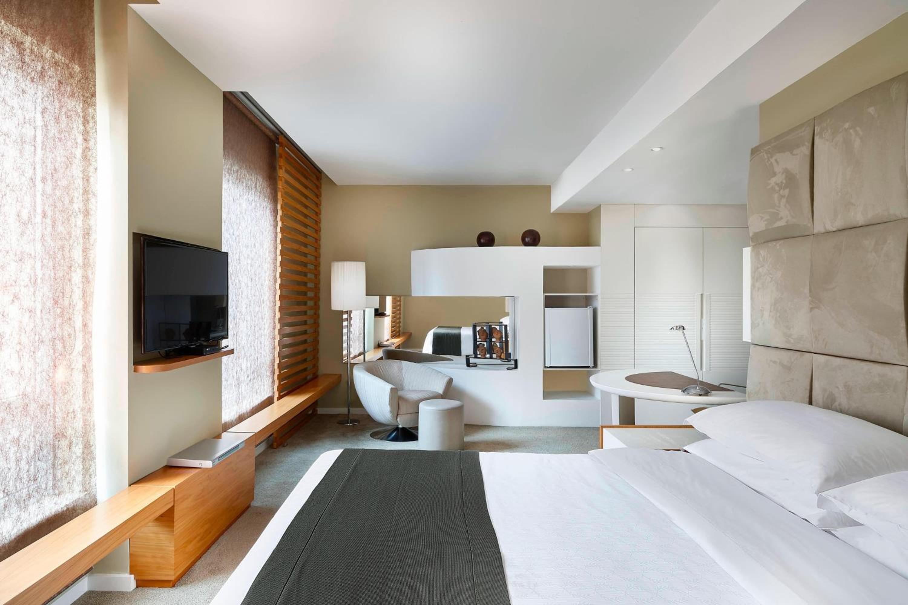 Executive, Guest room, 1 King