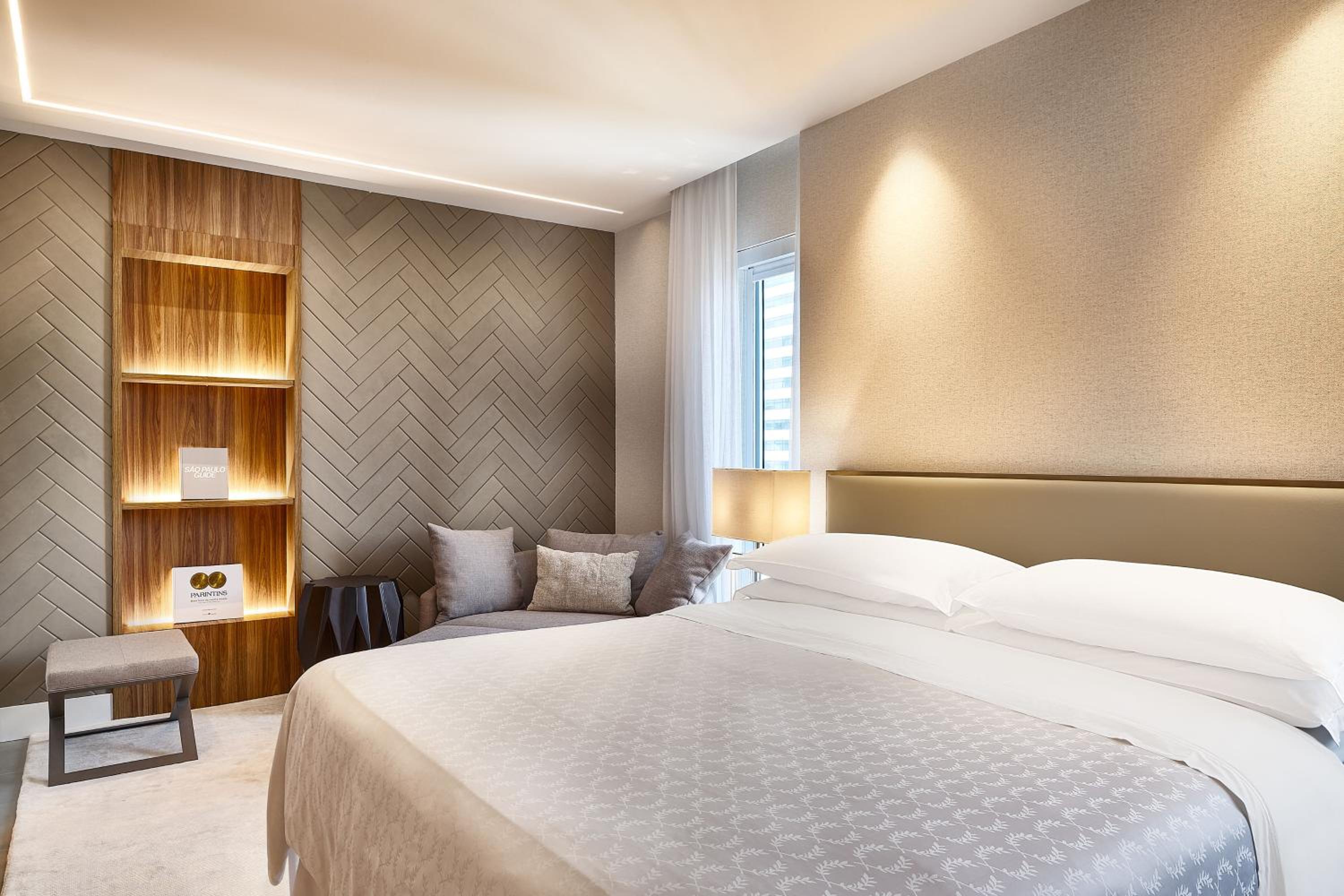 Executive Premium, Guest room, 1 King