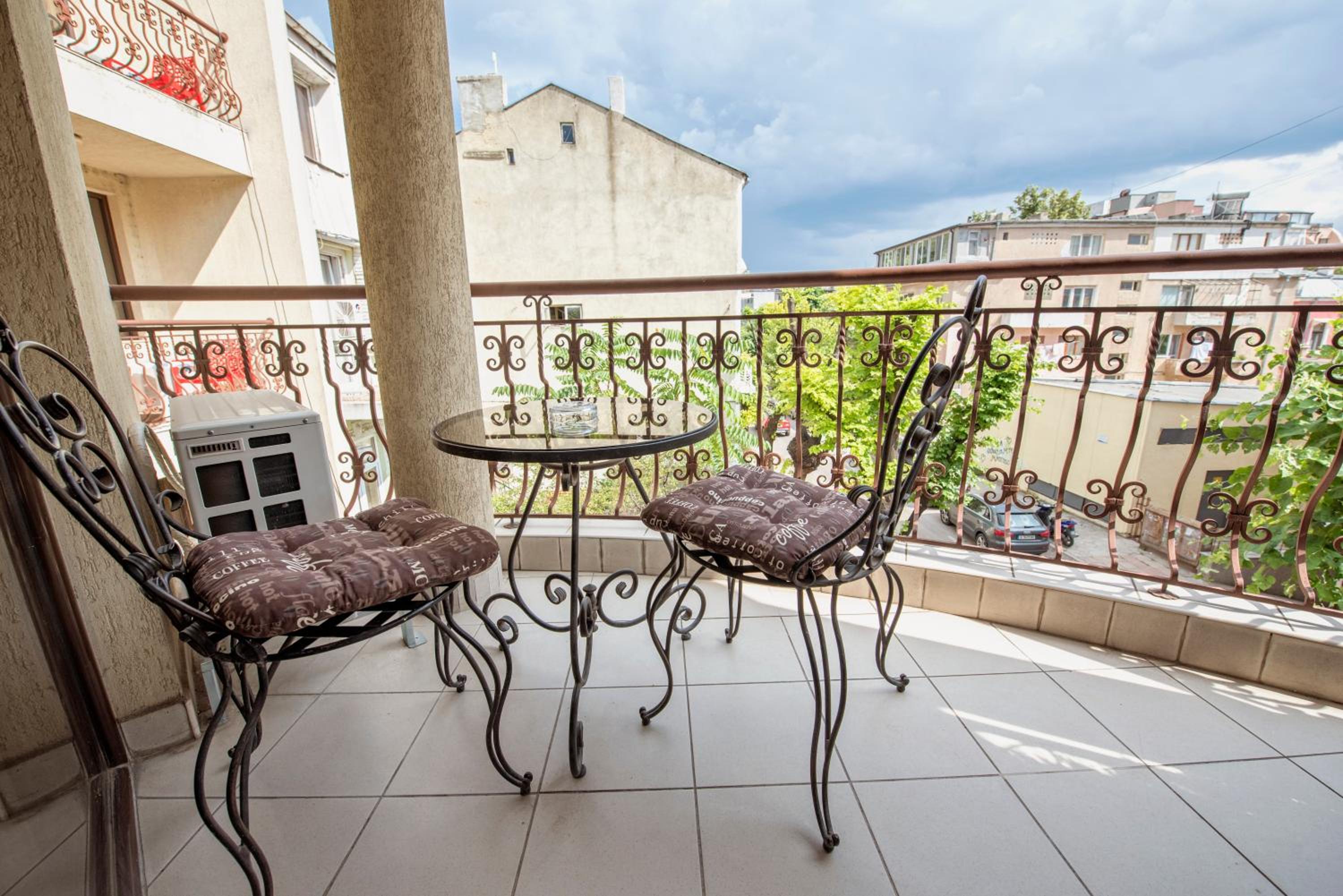 Deluxe Suite with Balcony