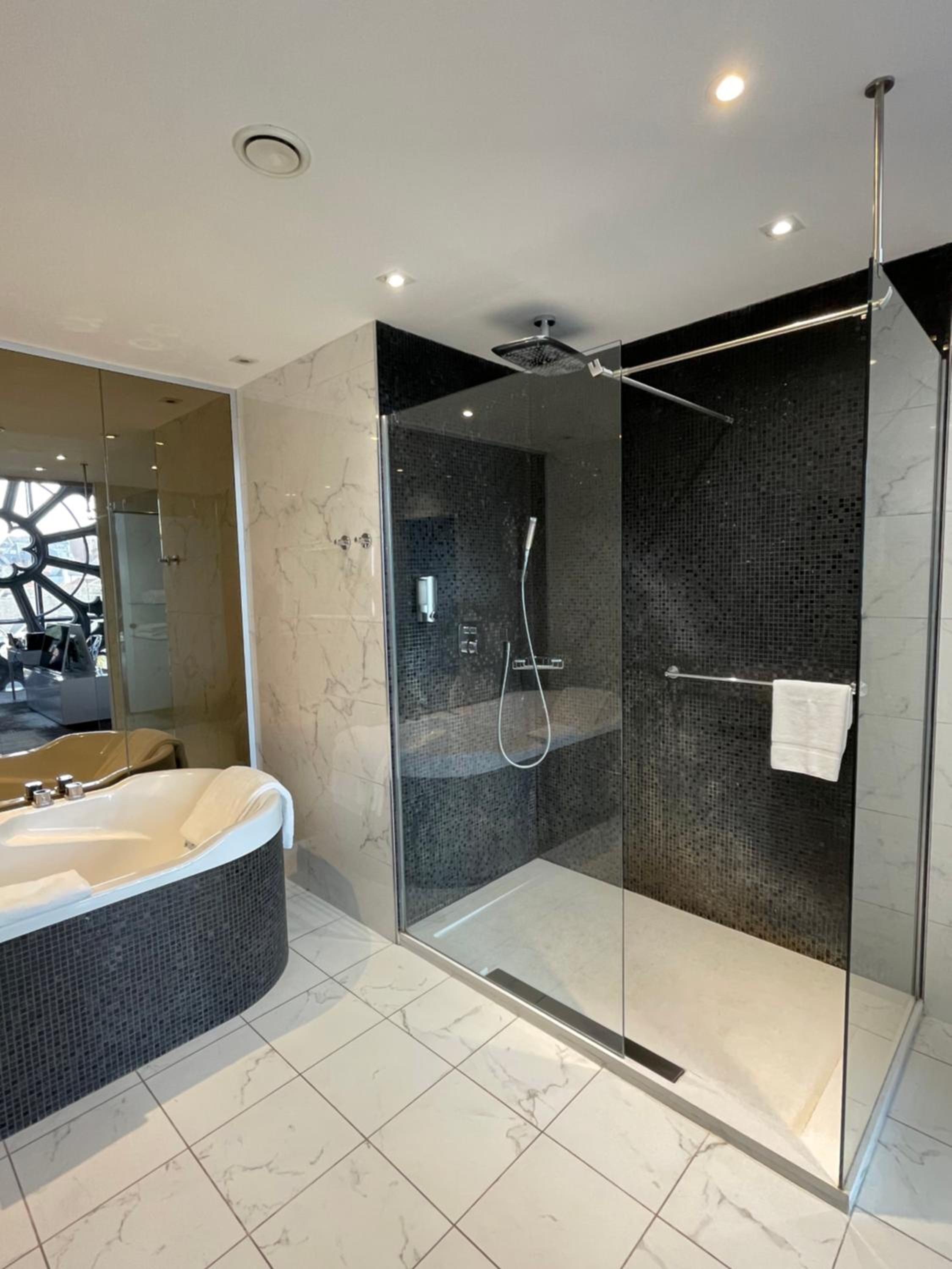 Suite with City View