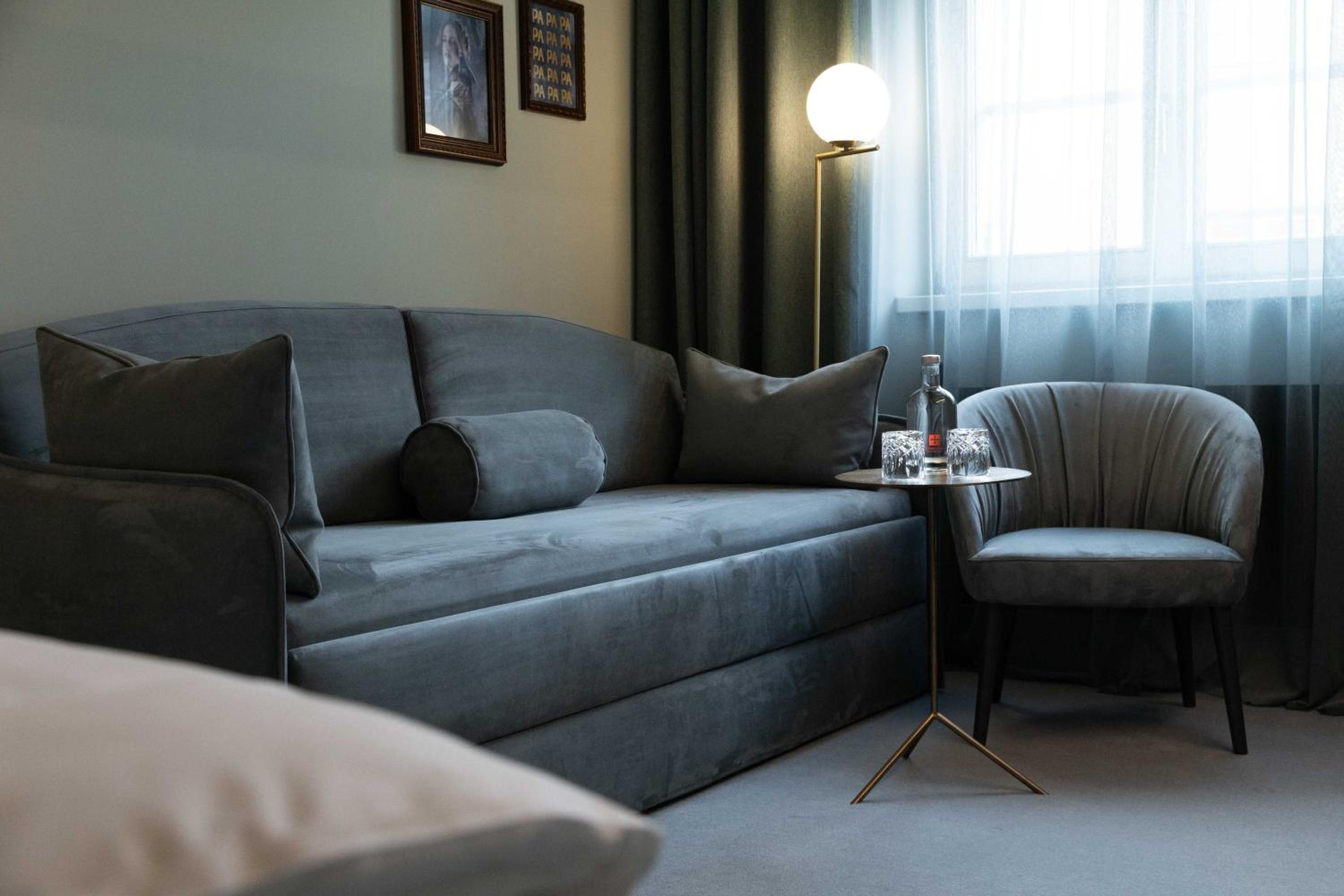 Medium Double Room