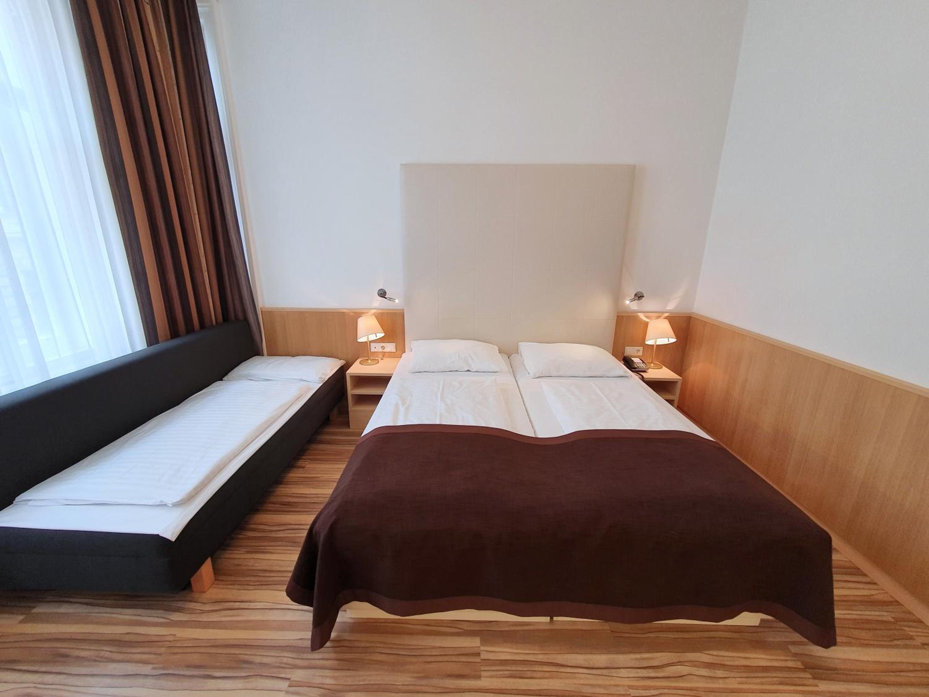 Executive Triple Room