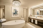 2 Bedroom Skyline Suite - includes Club access в Atlantis The Palm