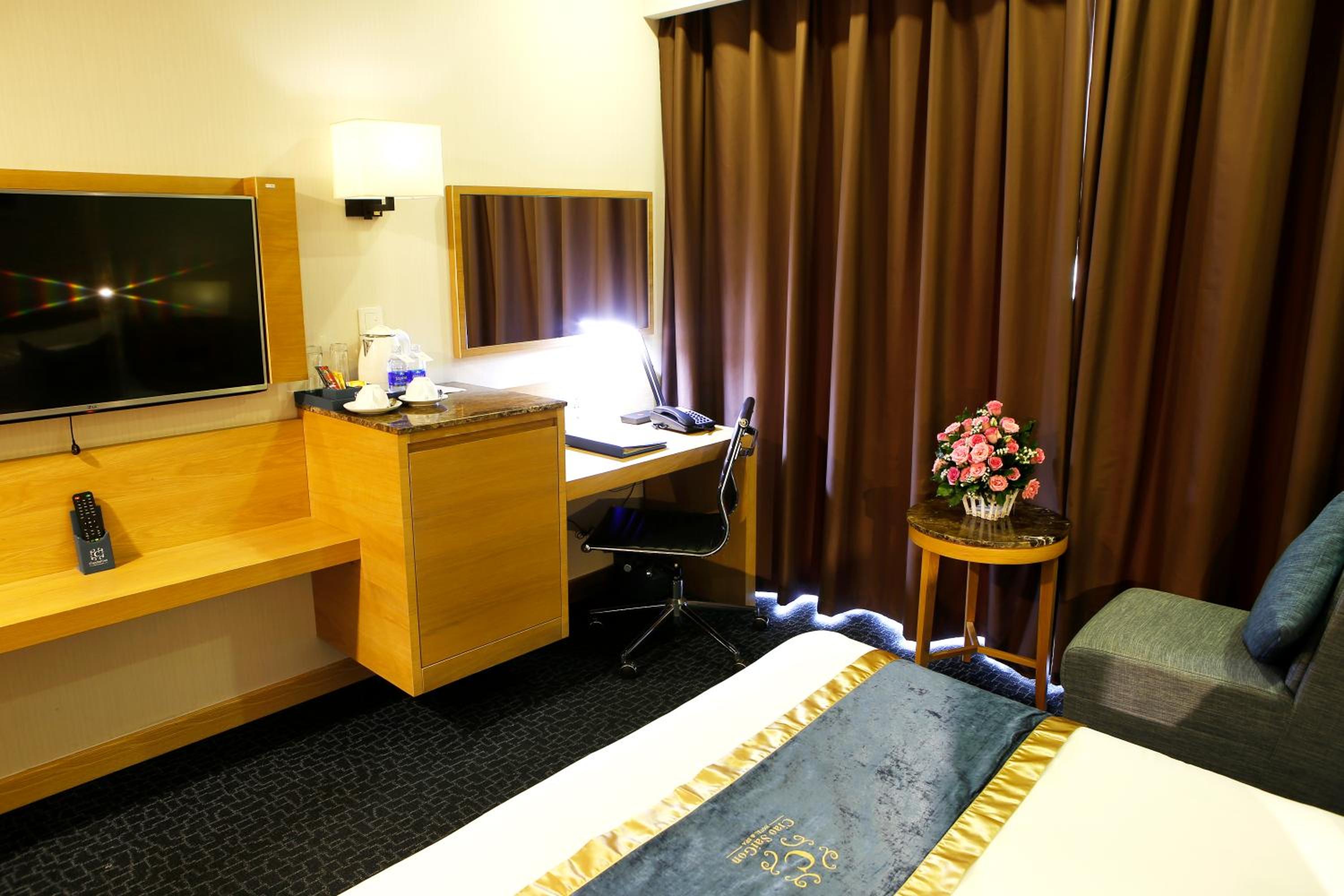 Deluxe Double Room with Window