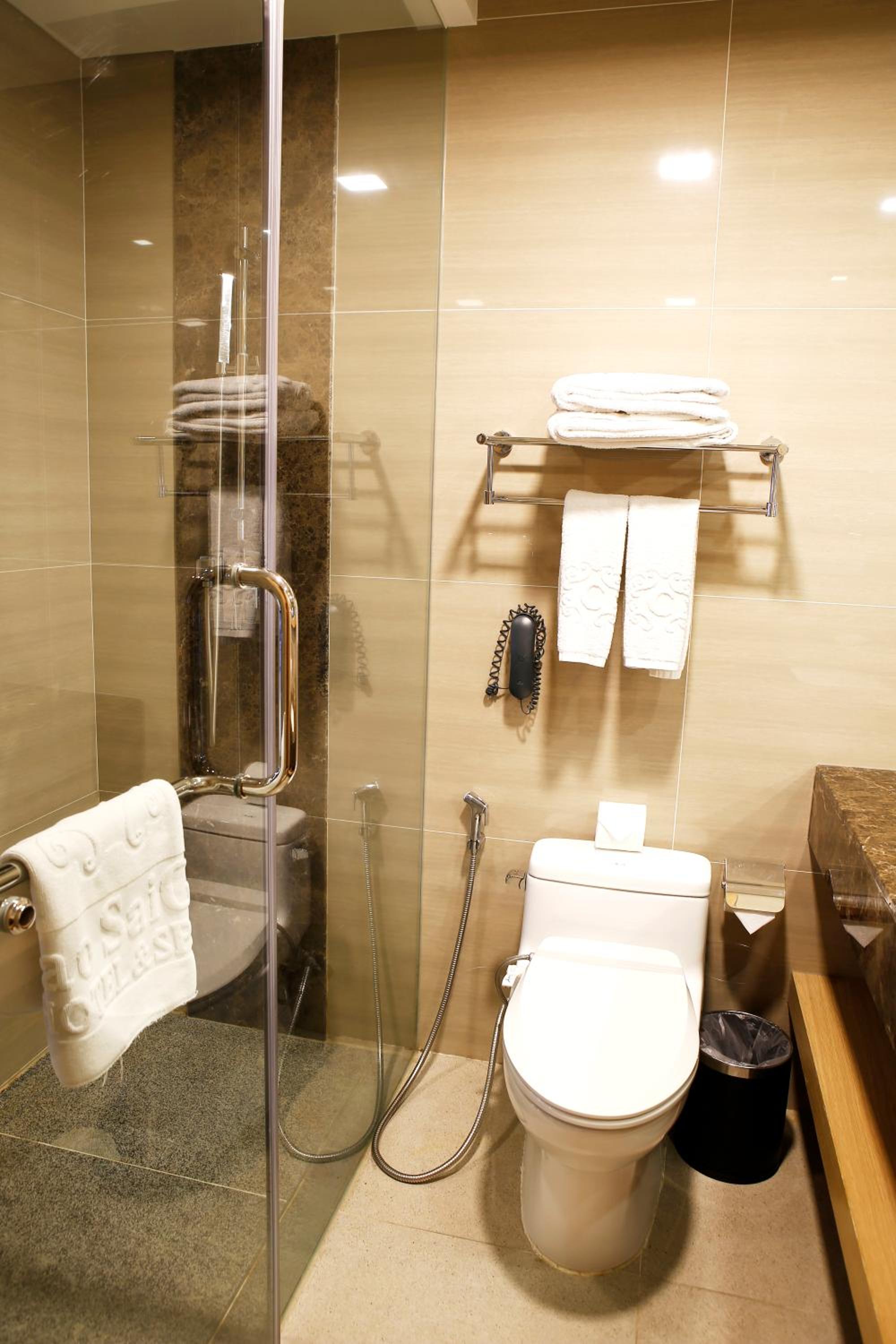 Deluxe Double Room with Window