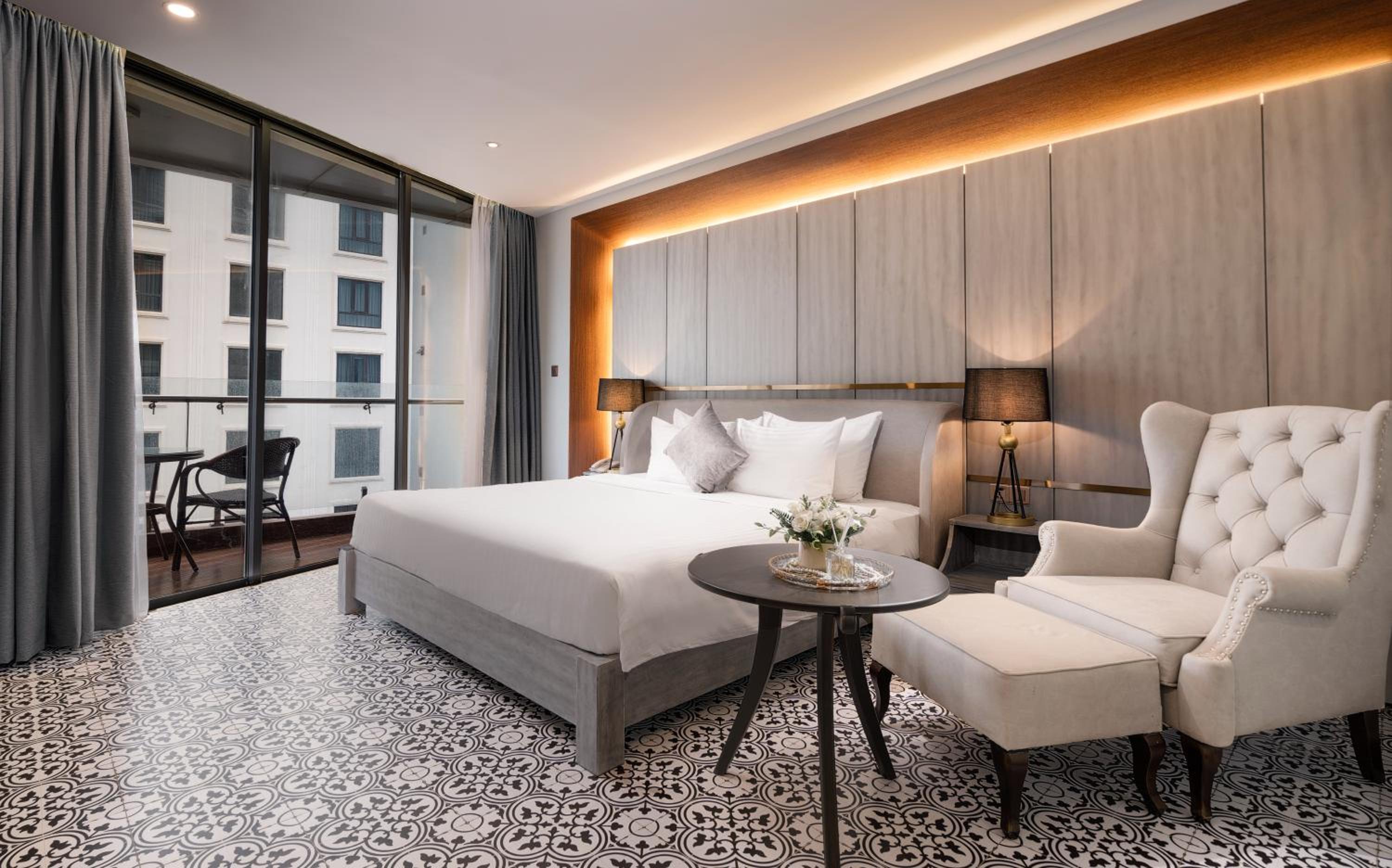 Junior Suite with Balcony and Ocean View