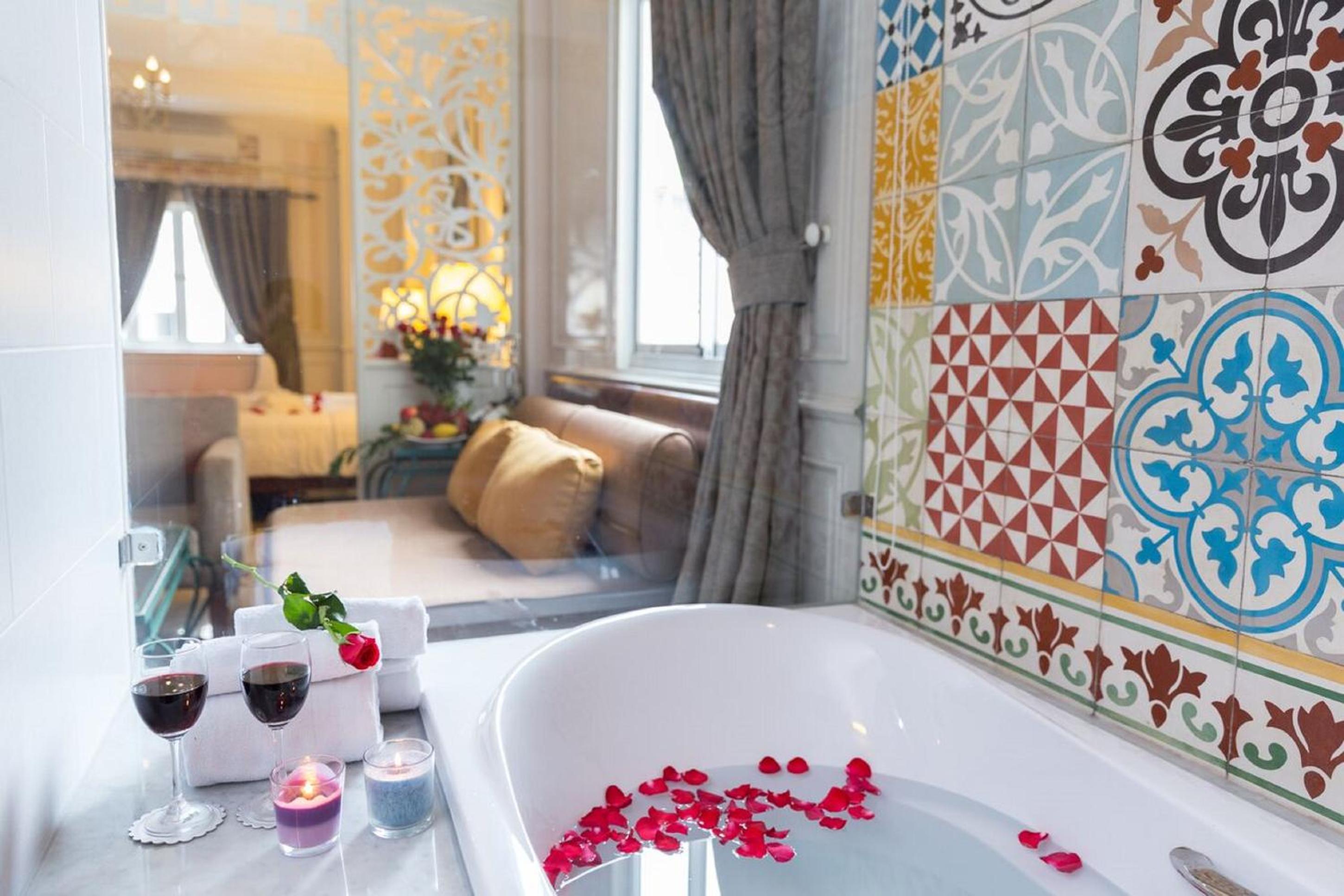 Suite with City View