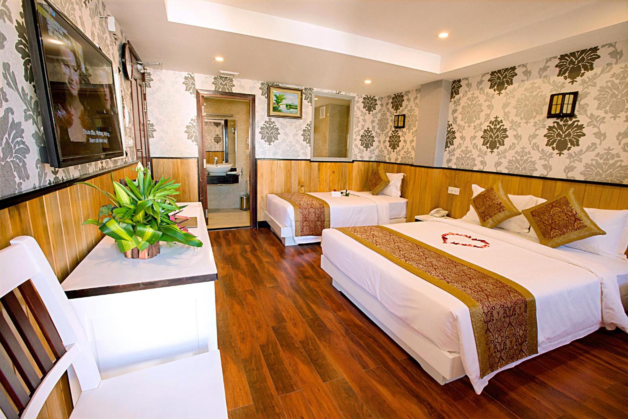 Deluxe Double or Twin Room with Sea View