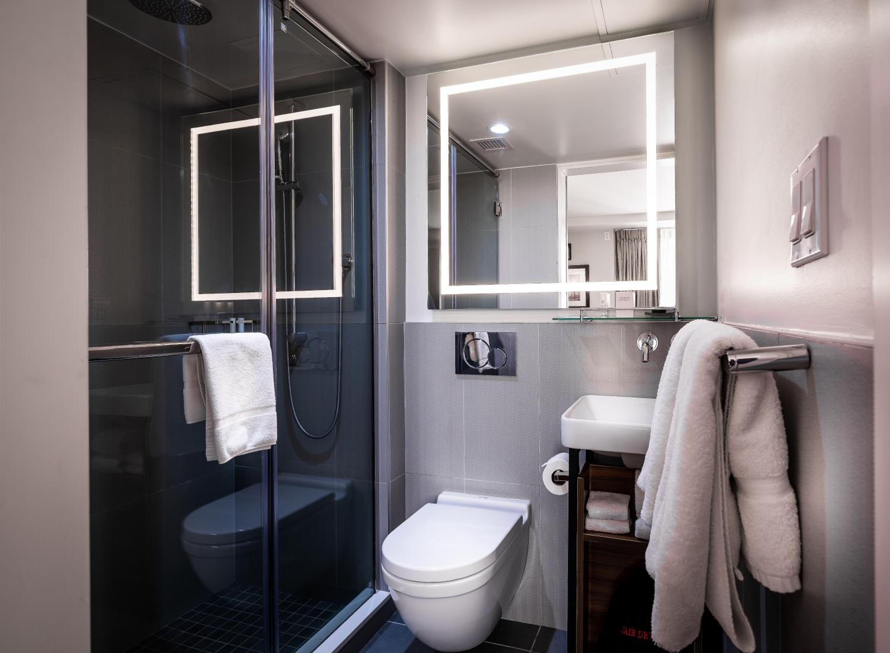 King Room - Non-Smoking