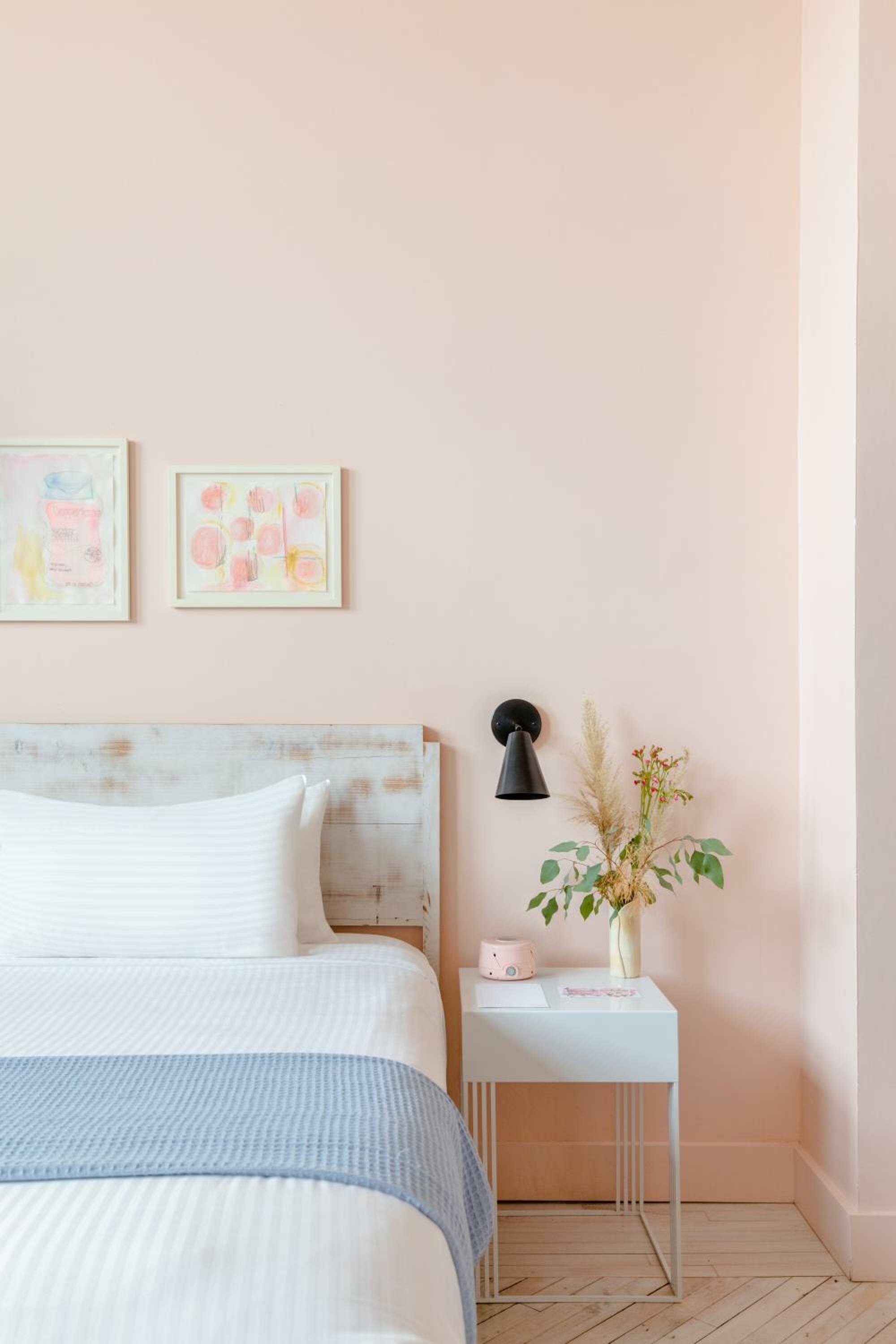 King Room with Roll-In Shower - Disability Access