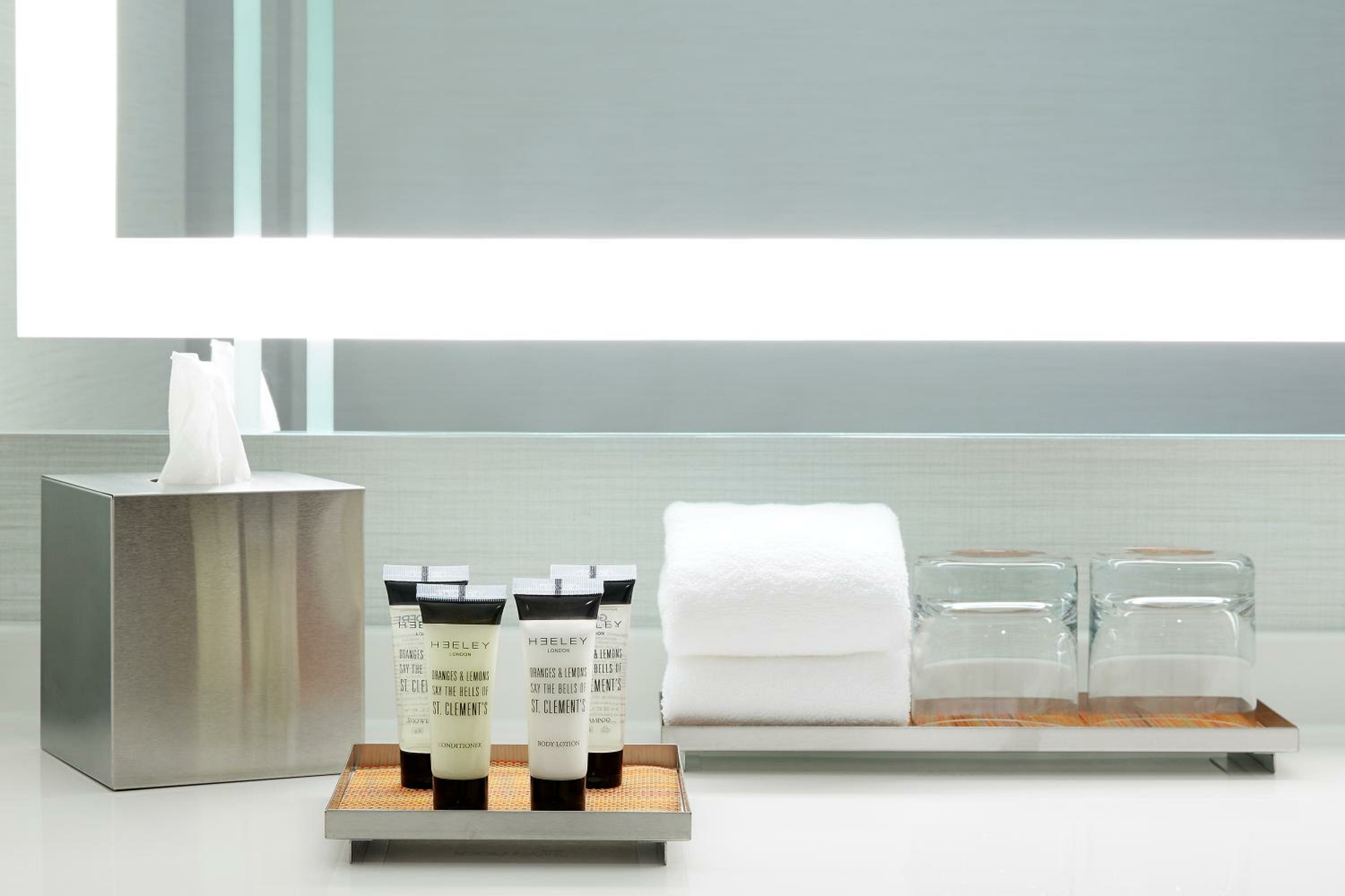 King Studio with Sofa Bed