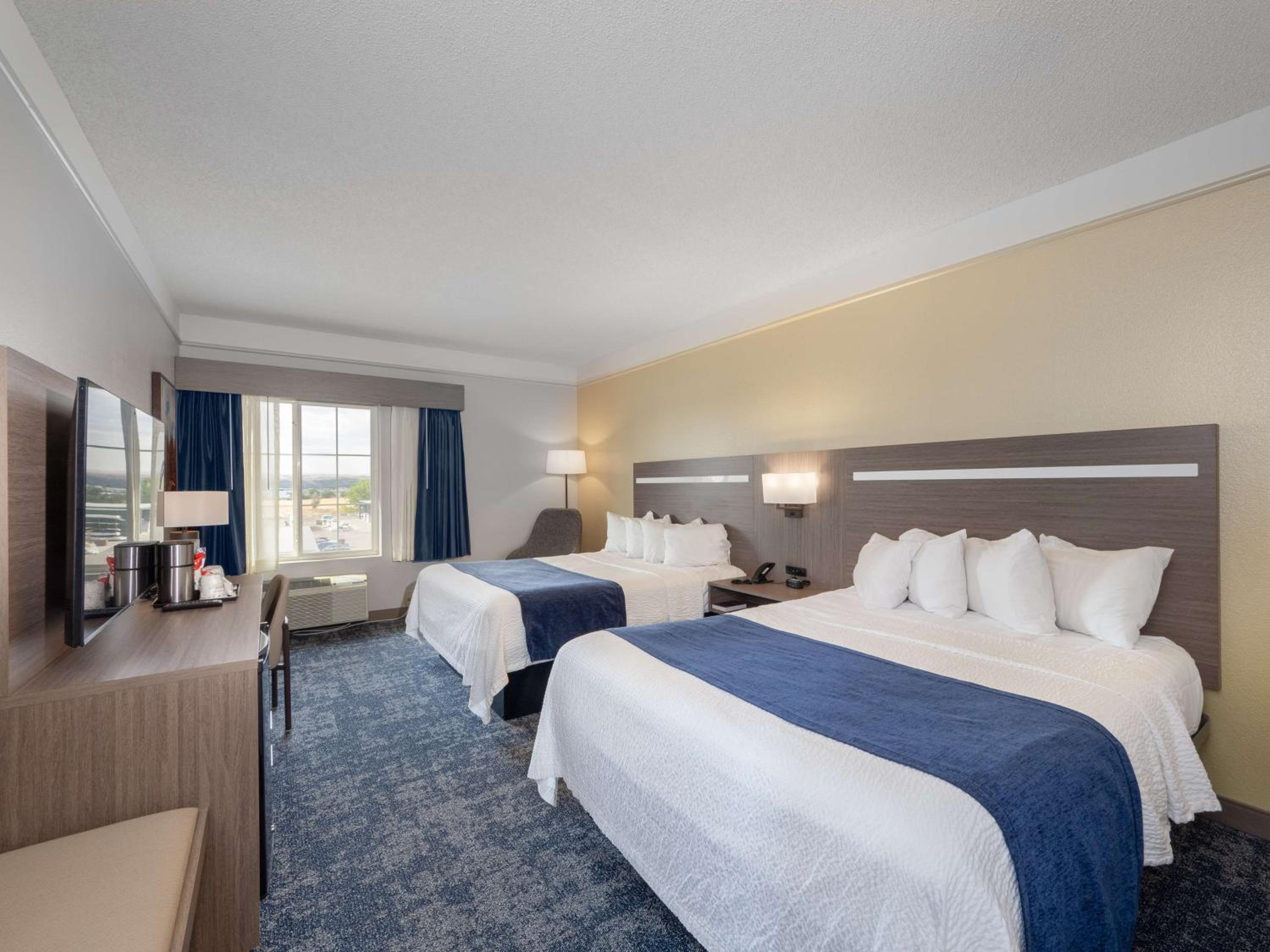 Queen Room With Two Queen Beds - Mobility Access