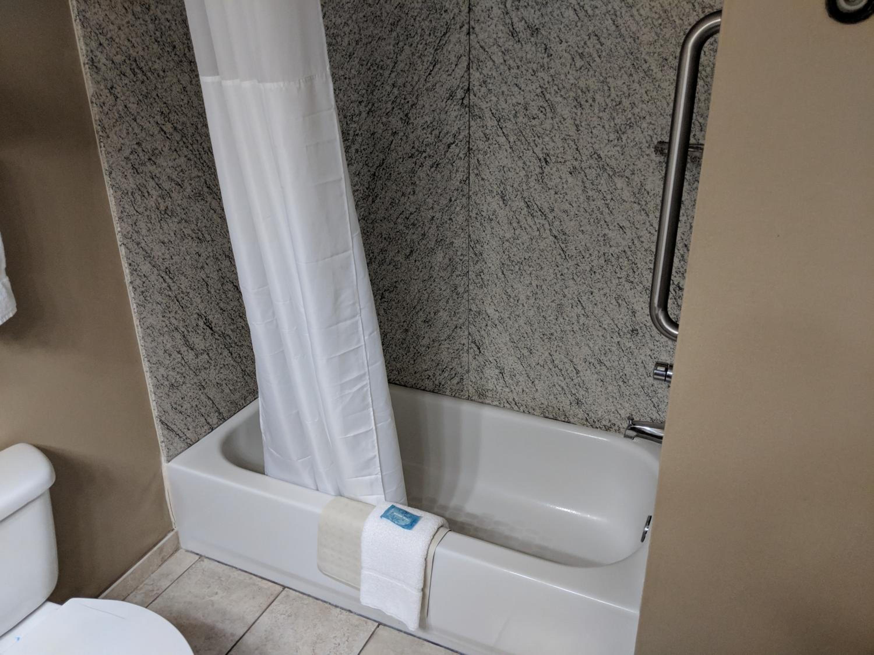 King Room - Non-Smoking