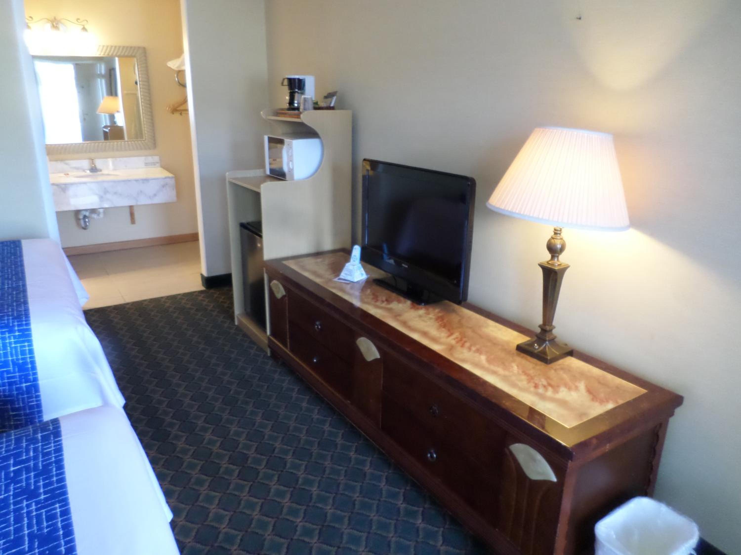 Double Room with Two Double Beds - Non-Smoking