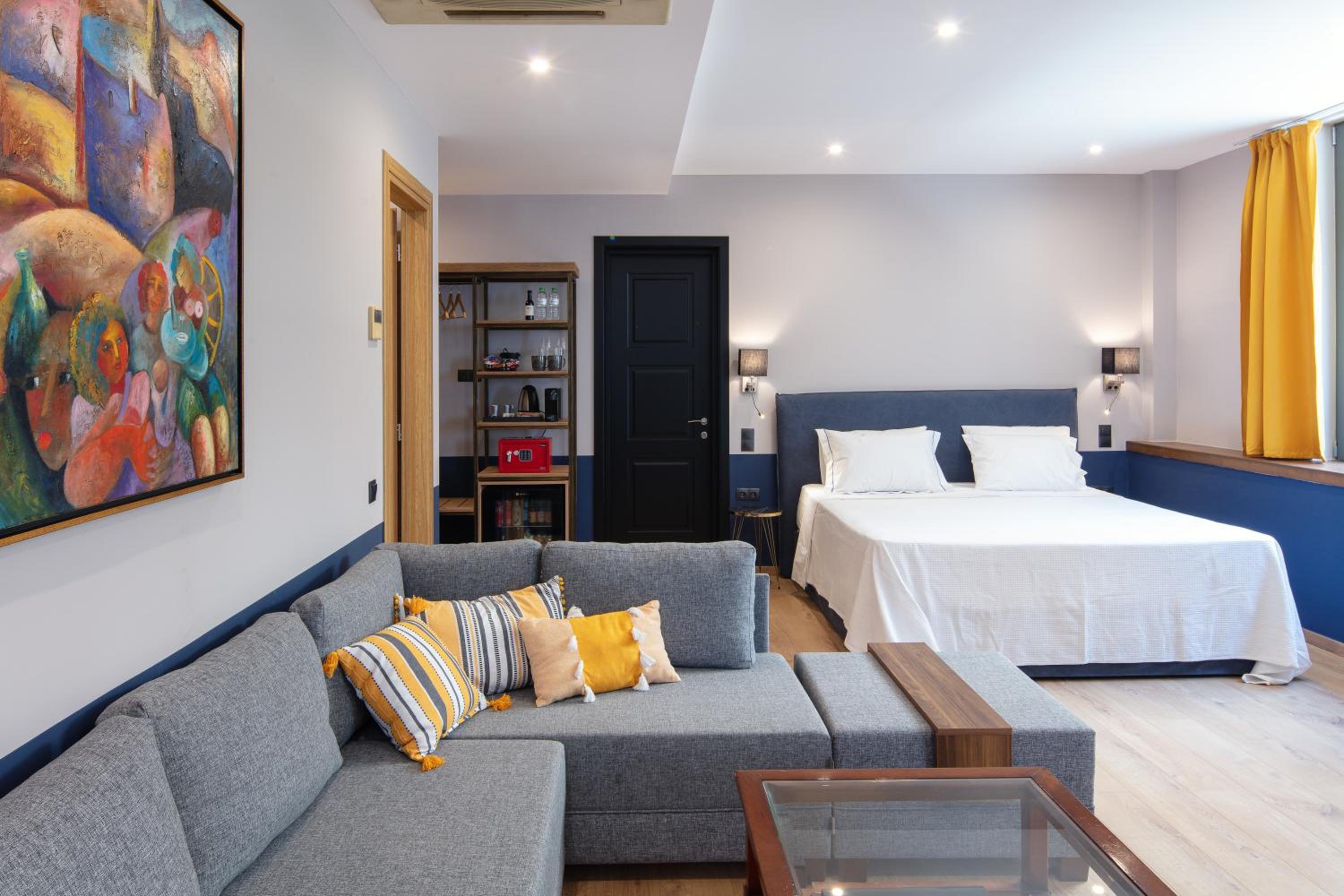 Superior Suite with City View