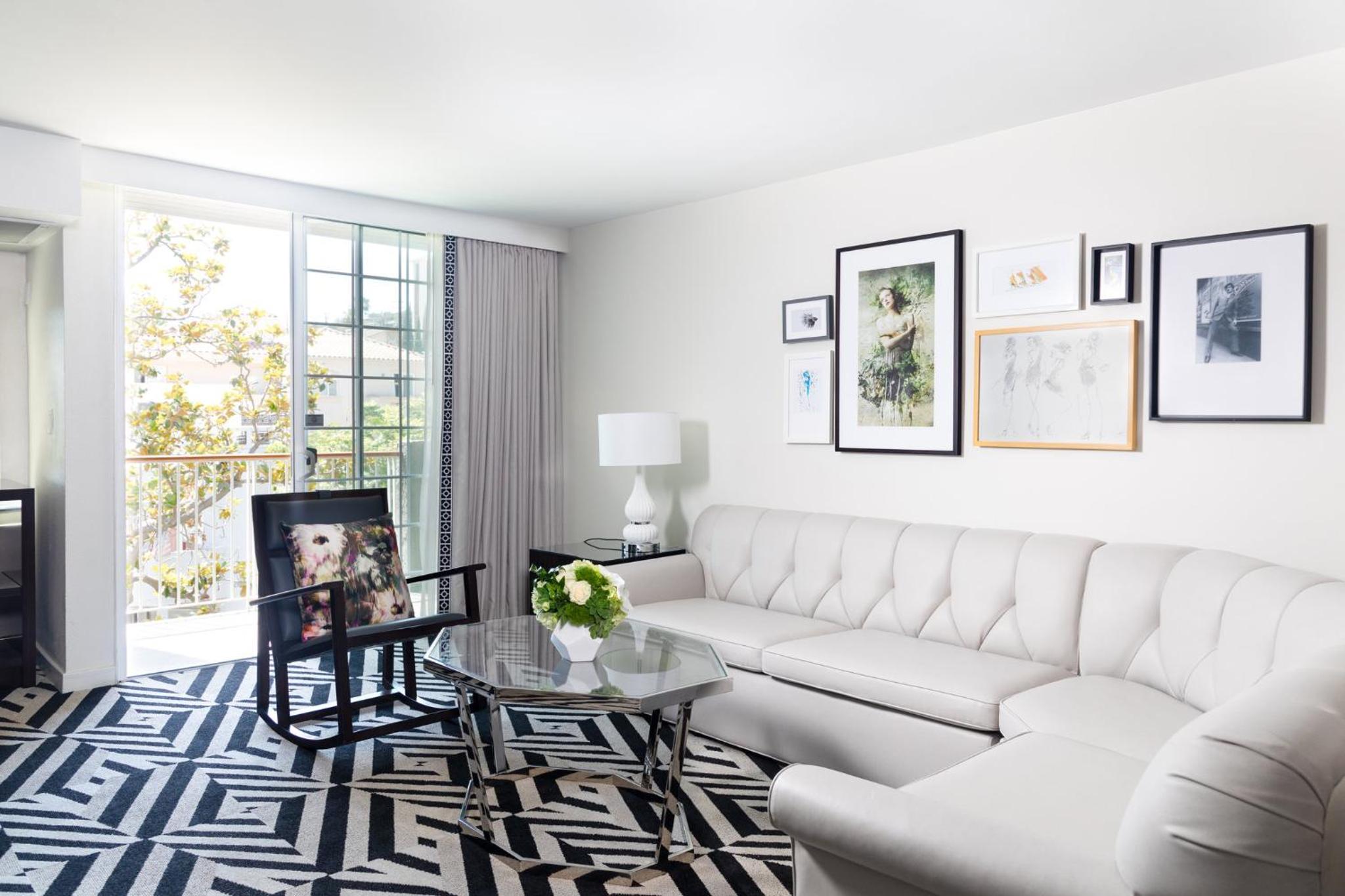 Signature King Suite, top floor with Balcony