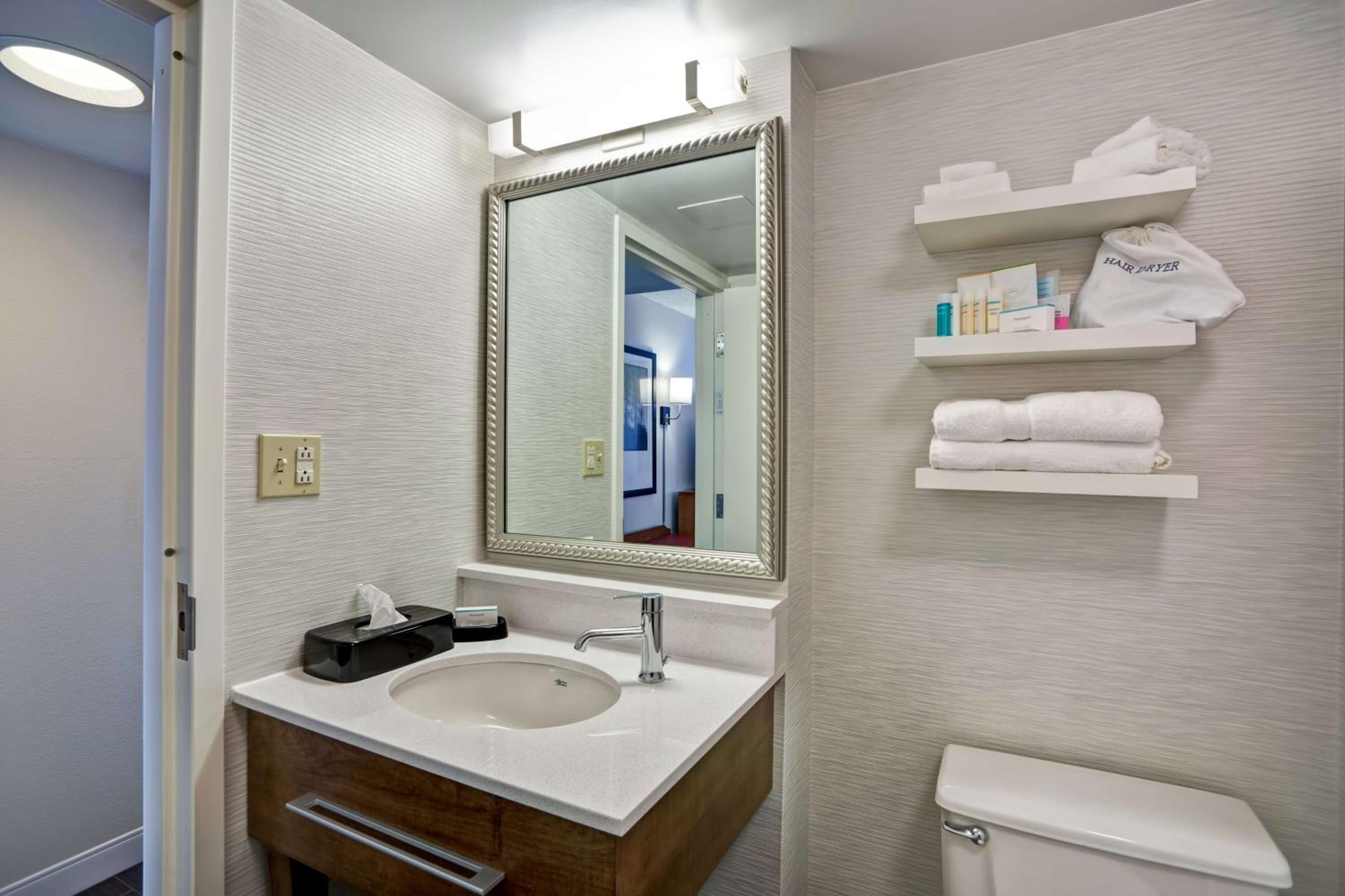 Double Room with Two Double Beds - Hearing Access/Non-Smoking