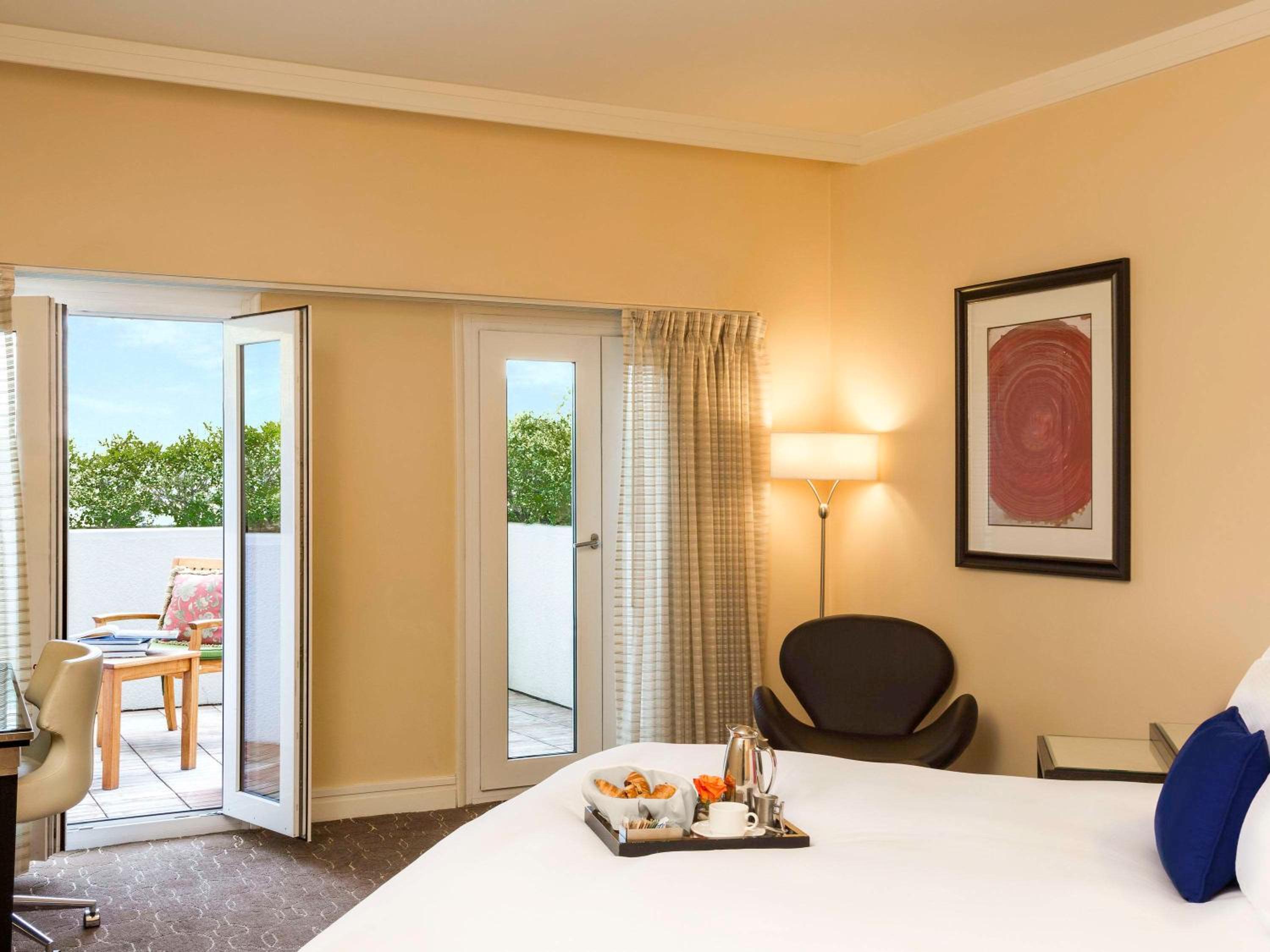 Patio Luxury Room, 1 king-size bed