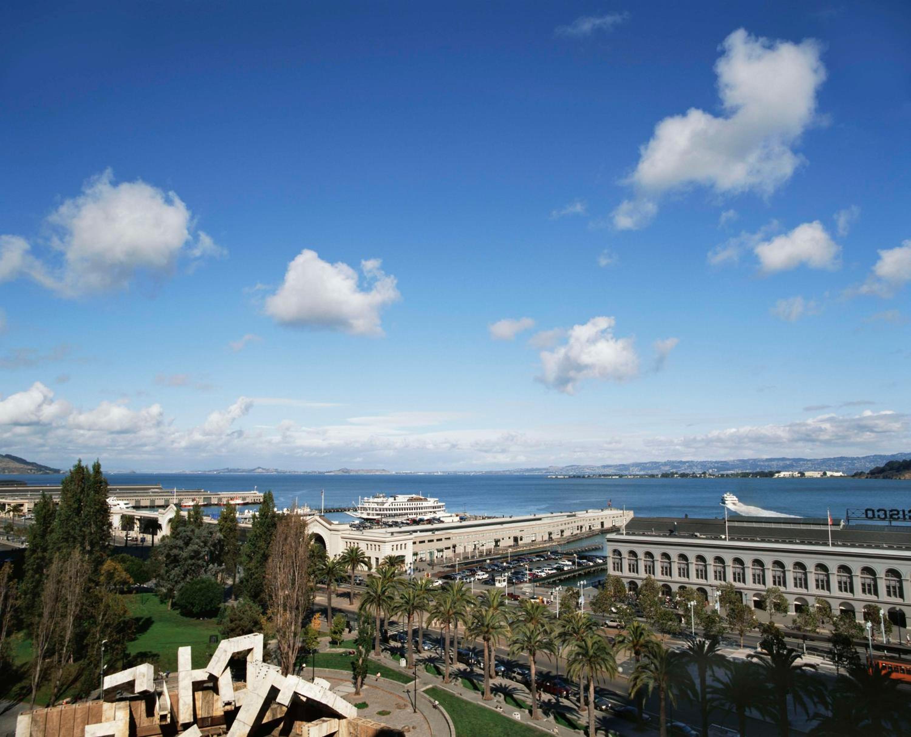 King Room with Balcony and Bay View