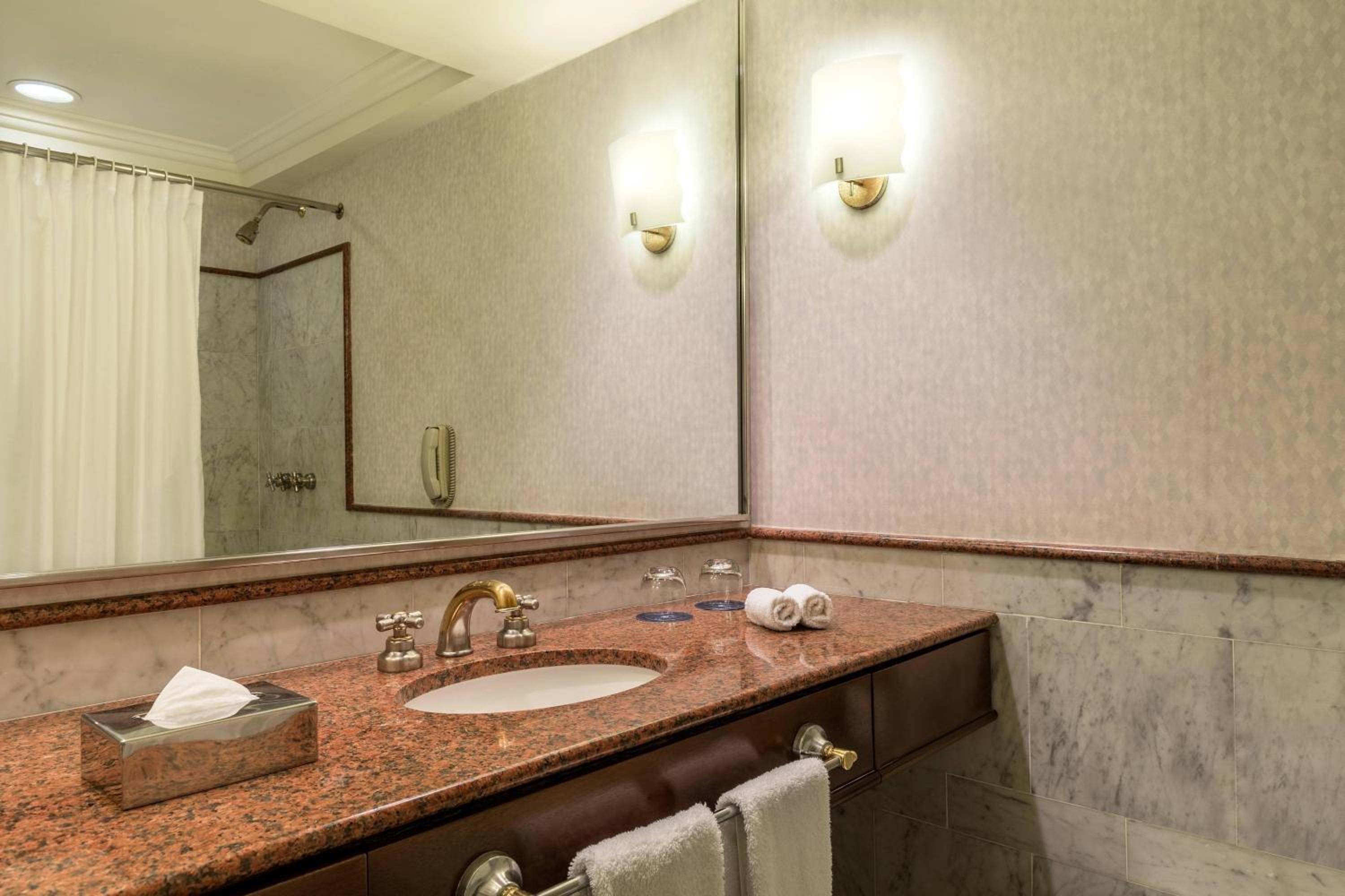 Classic Twin Room - Pool Access