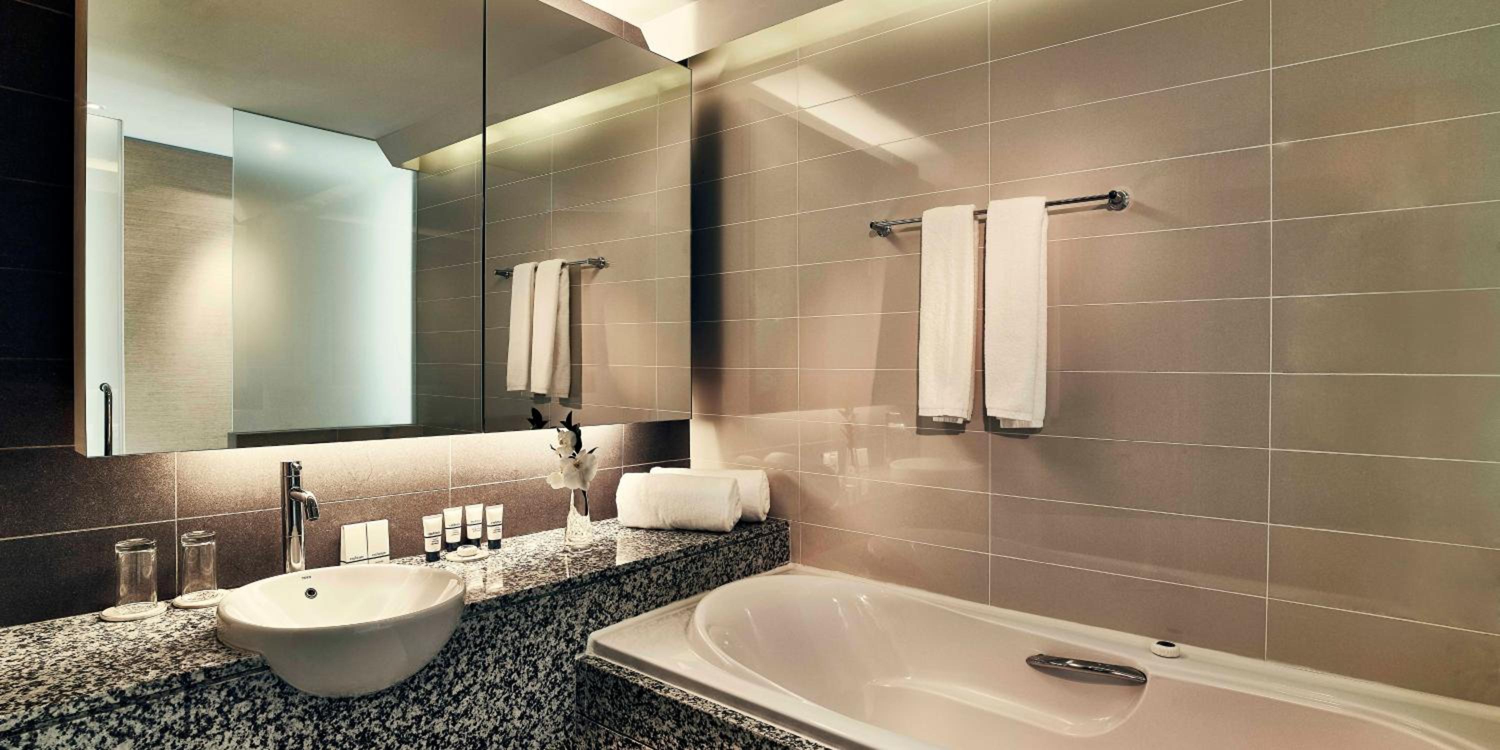 Premier Lake View Room