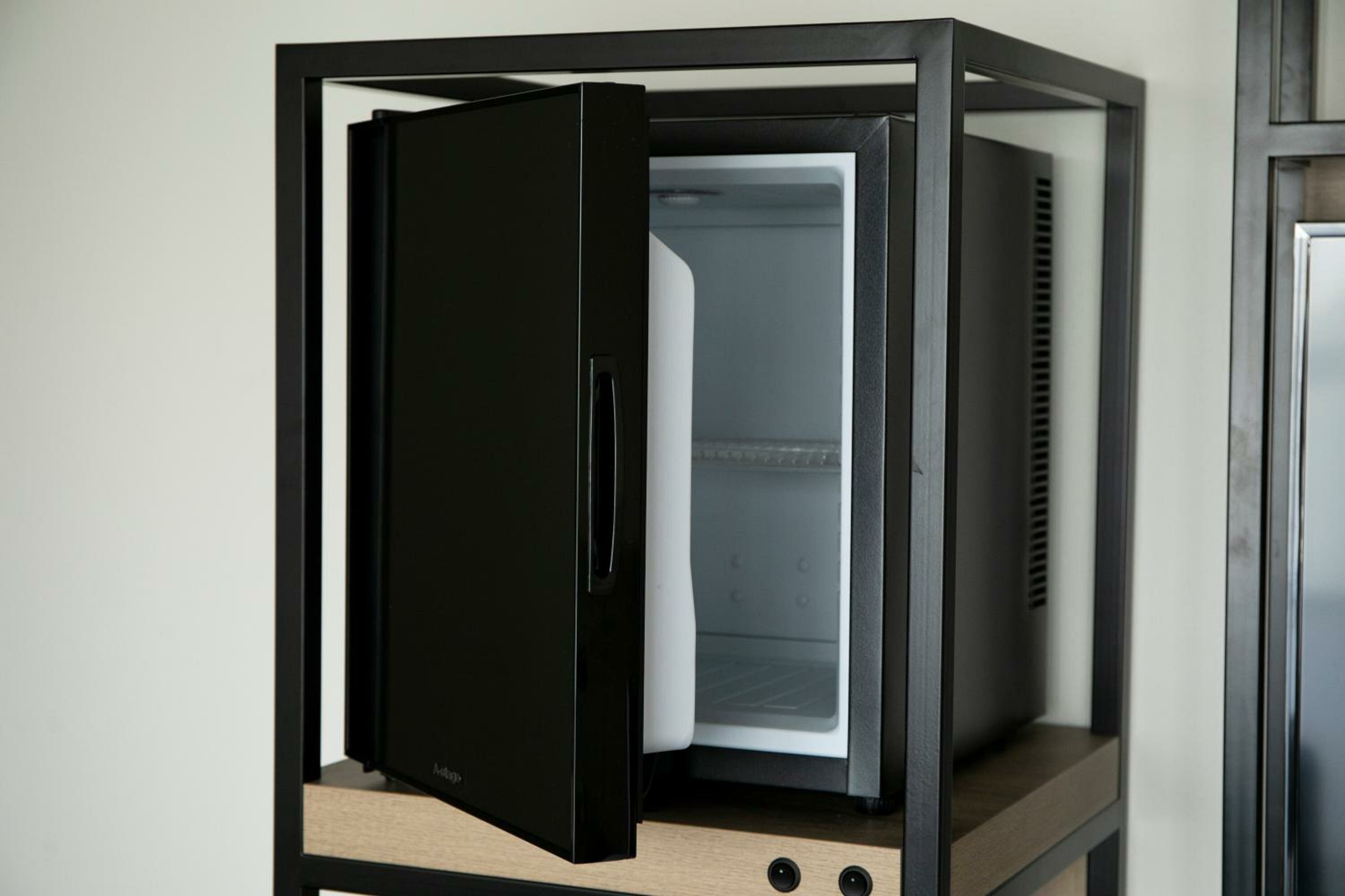 Twin Room - Disability Access - Non-Smoking