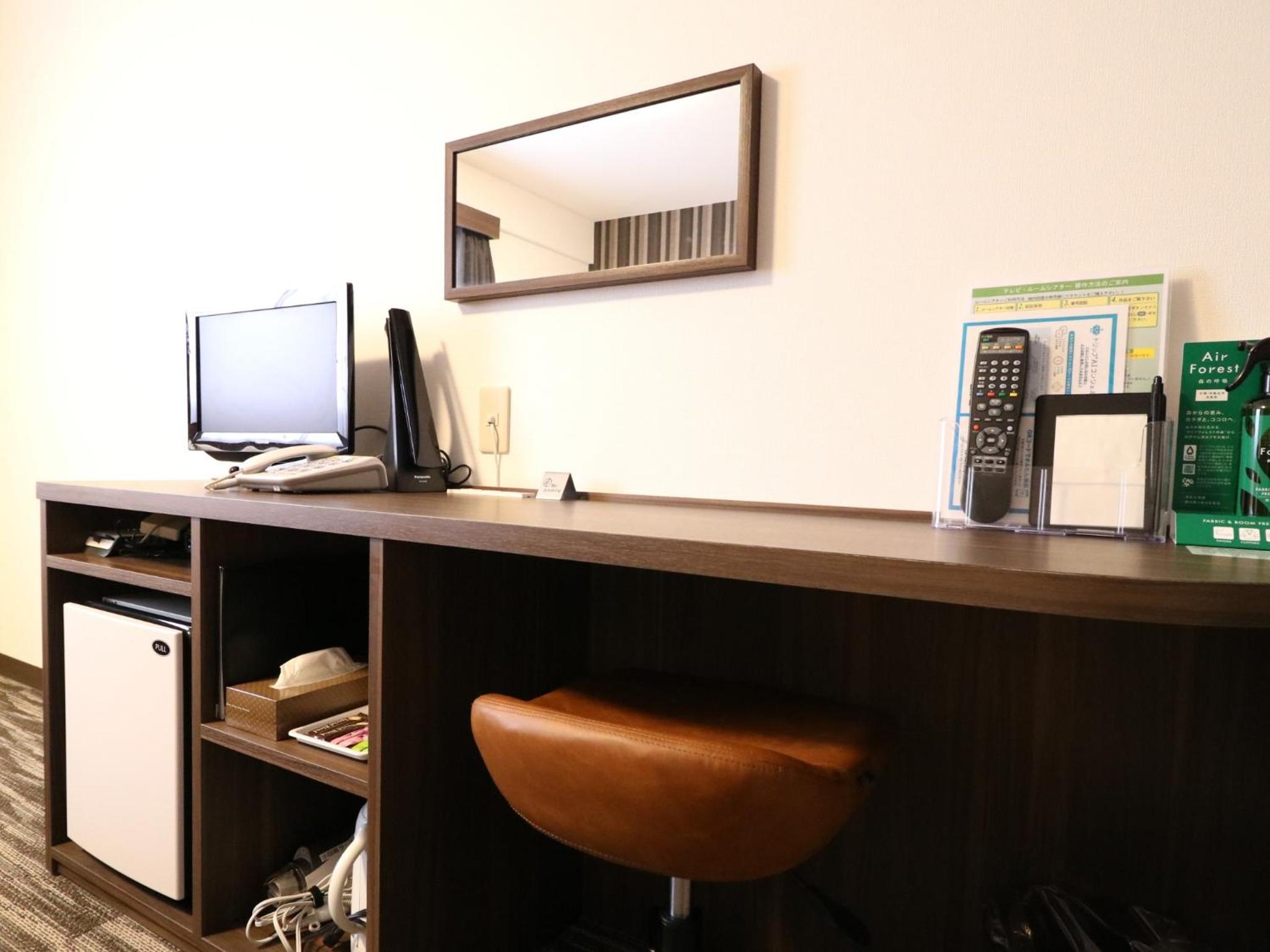 Superior Twin Room - Non-Smoking