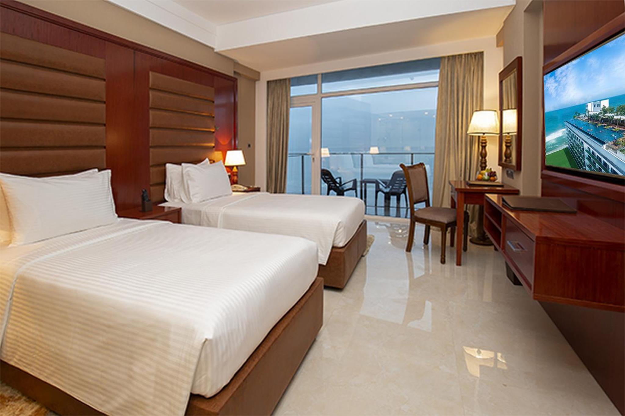 Signature Sea View Twin Room with Complimentary City Tour & Access to Beach Lounge