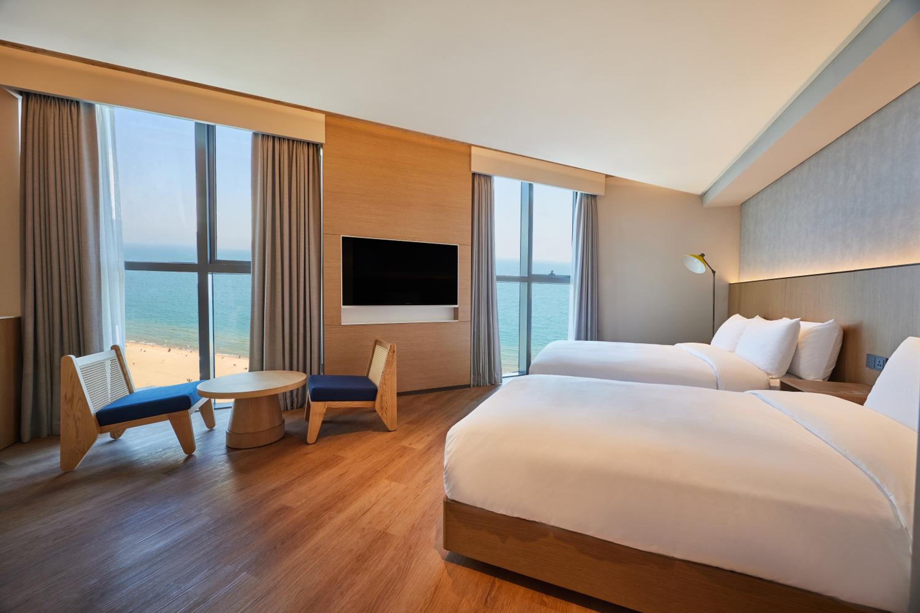 Junior Suite Family Twin Ocean View (Ondol)