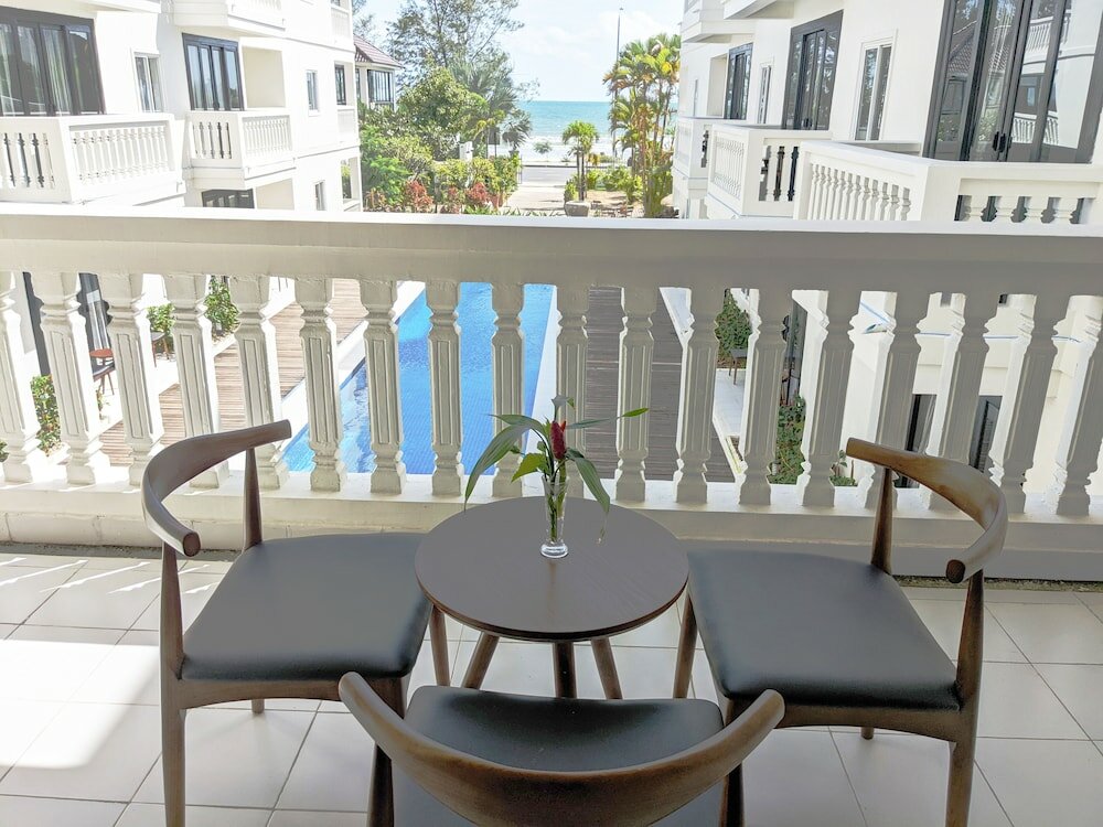 Triple Room with Sea View