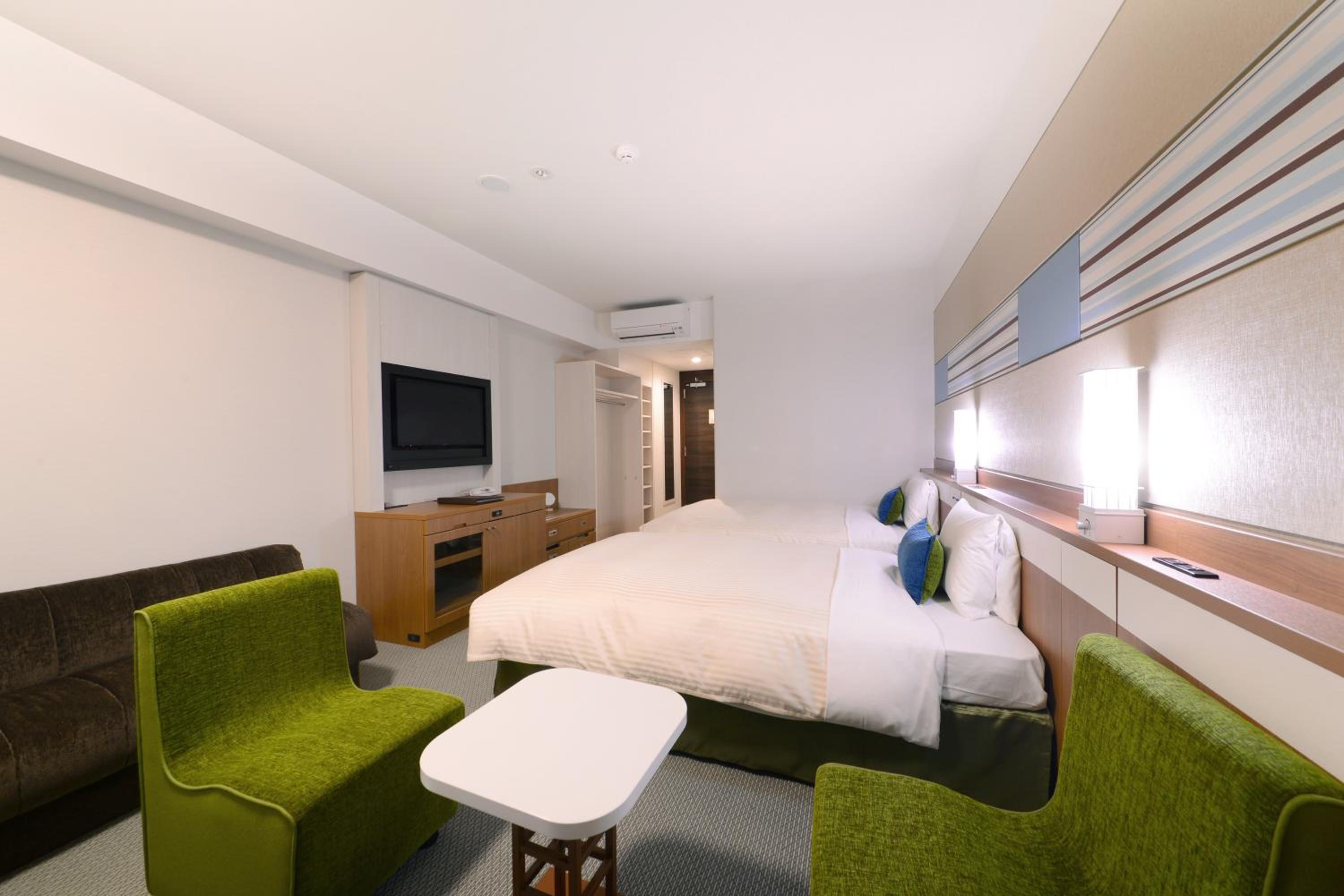 Ocean Front Room -  Annex (5th-8th Floor)