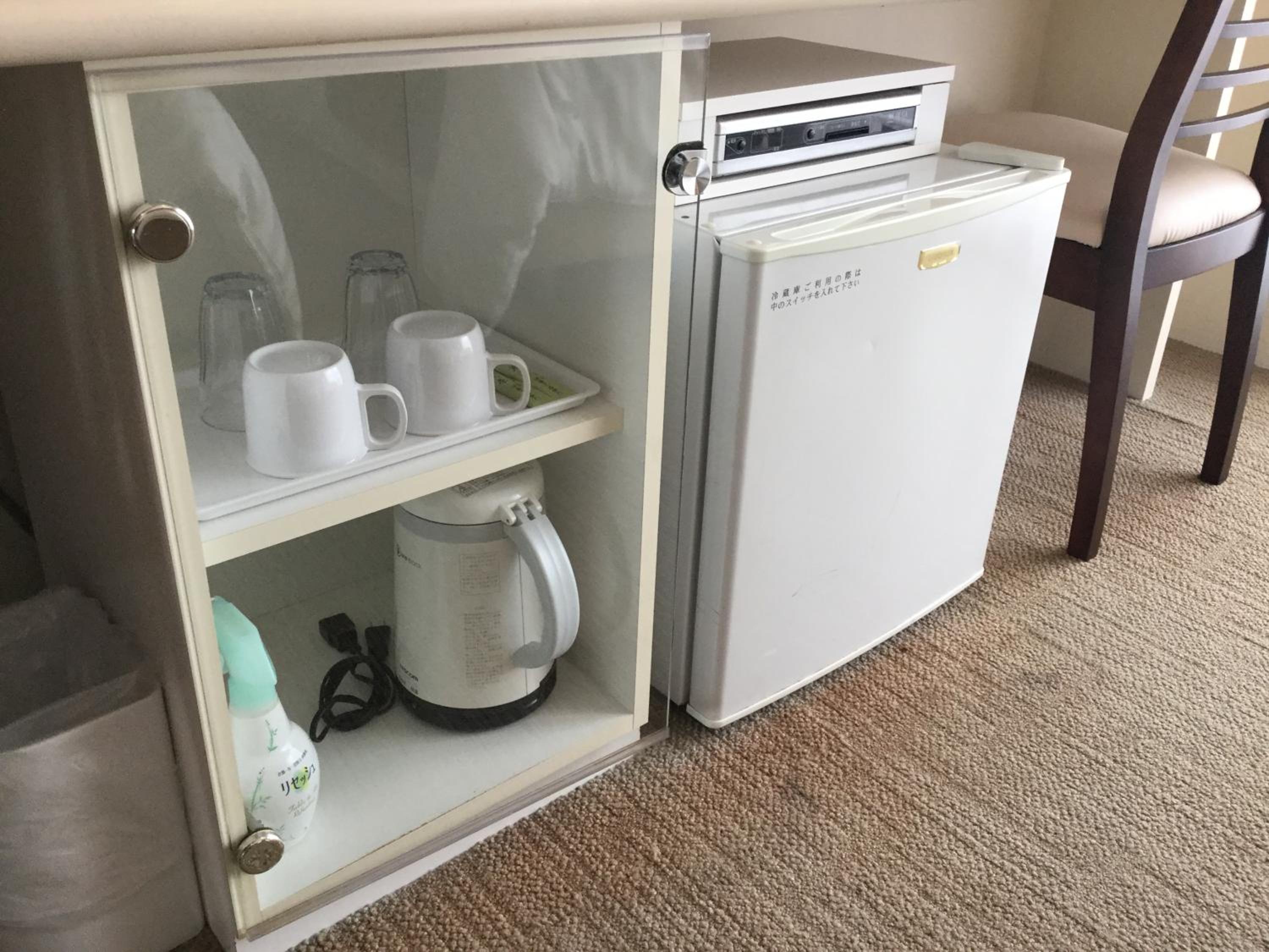 Single Room with City View - Non-Smoking