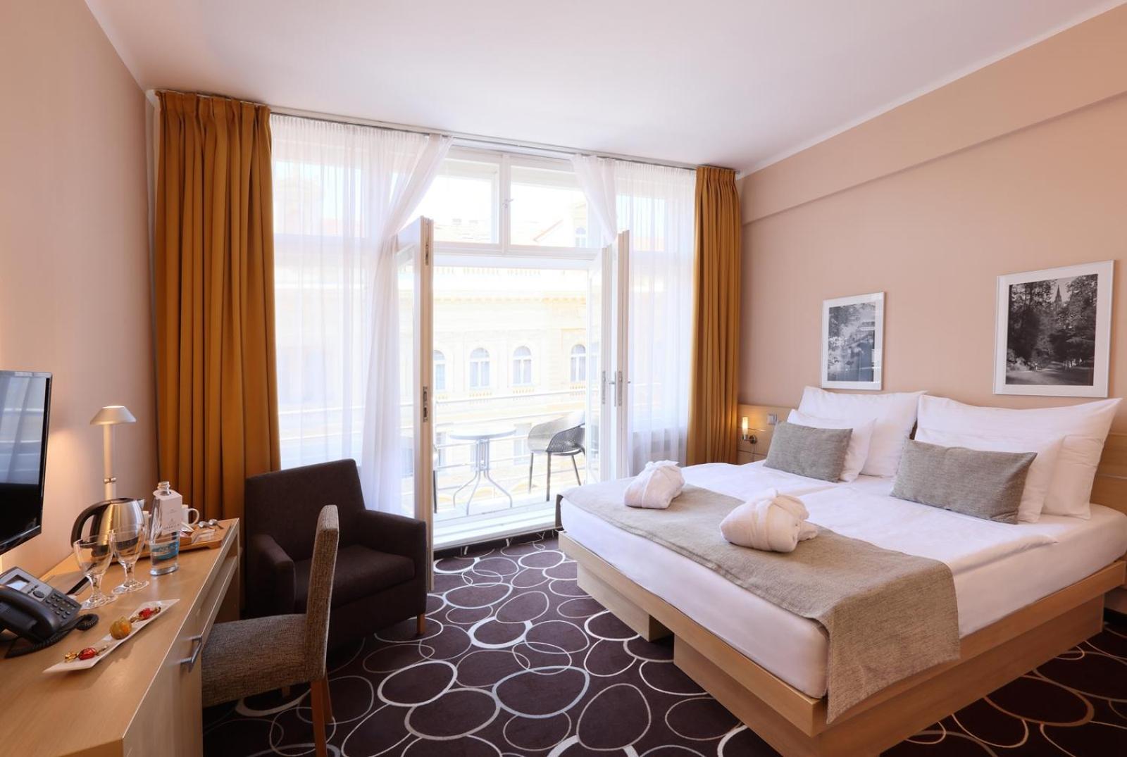 Superior Double or Twin Room with Balcony