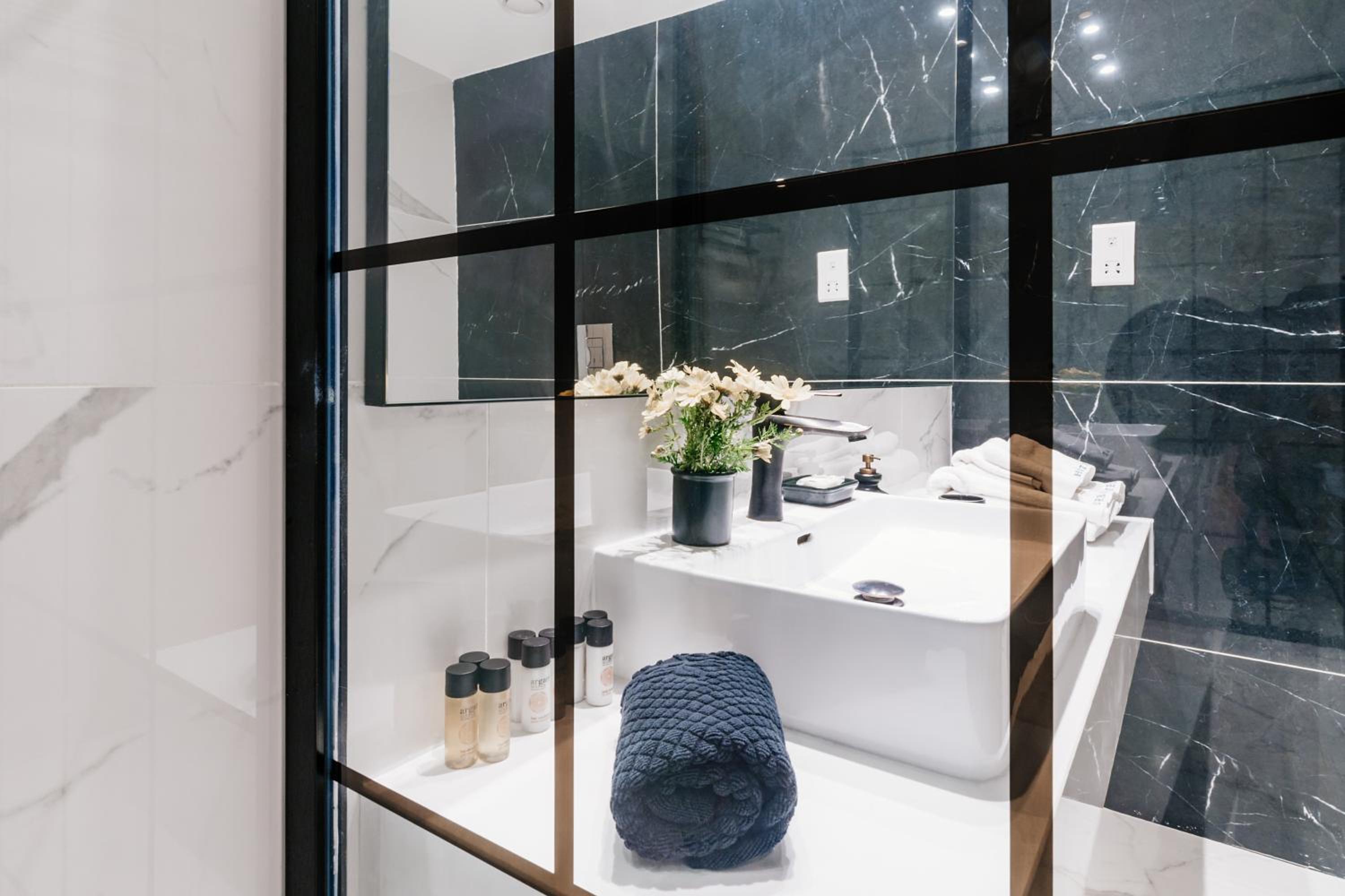 Junior Sea View Suite with Jacuzzi