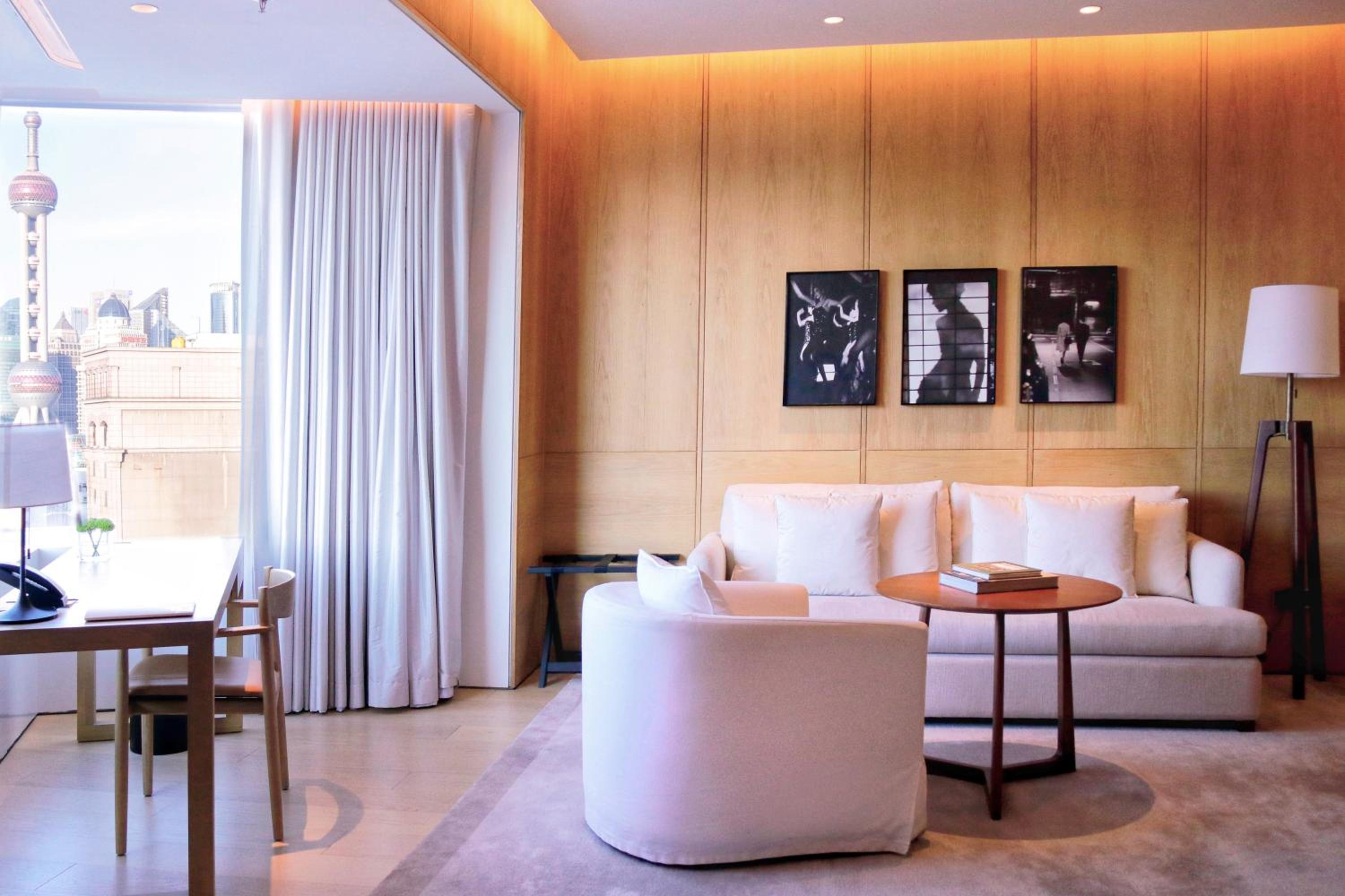 Premium Bund View Room