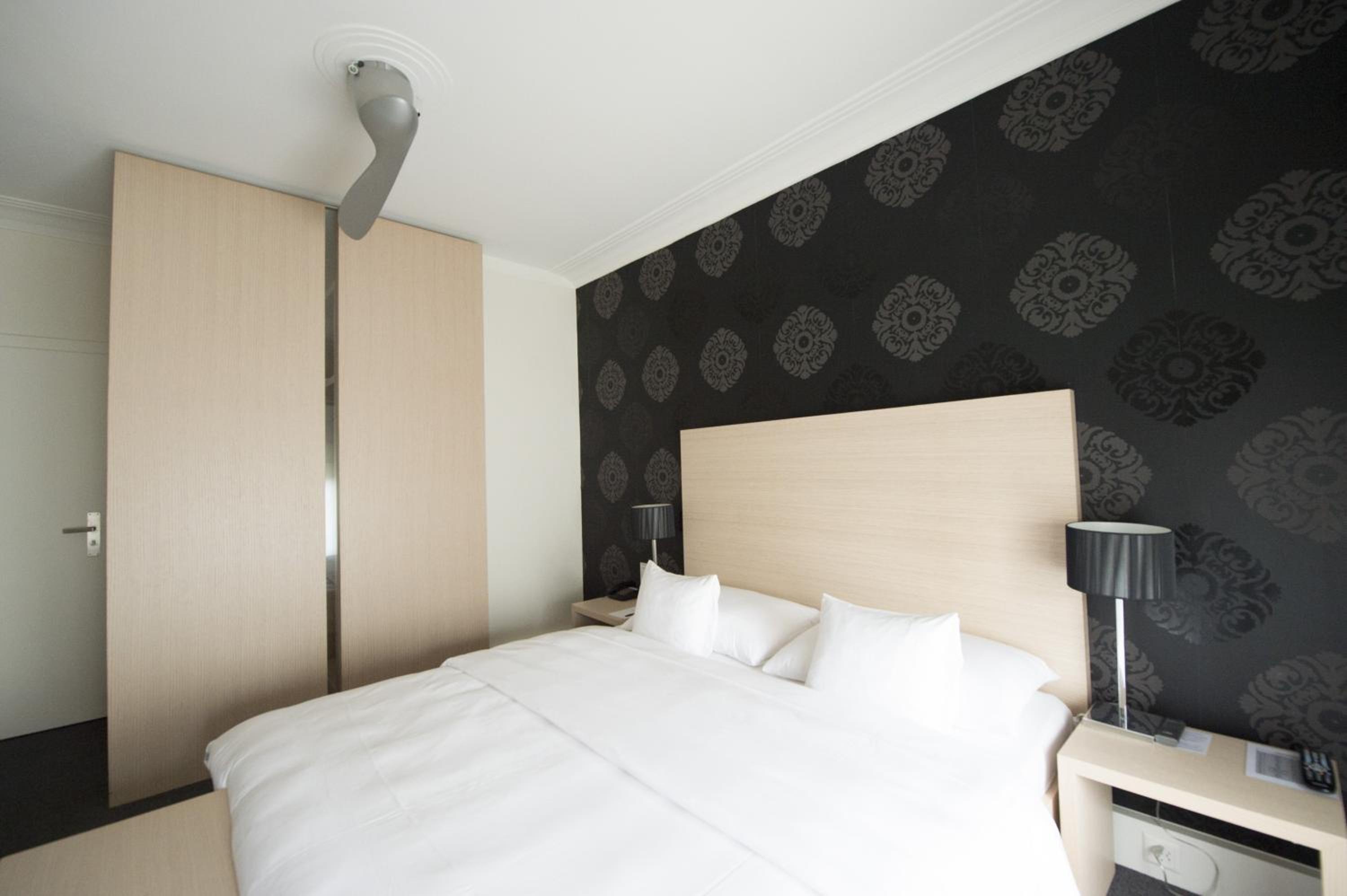 Junior Suite with Park View