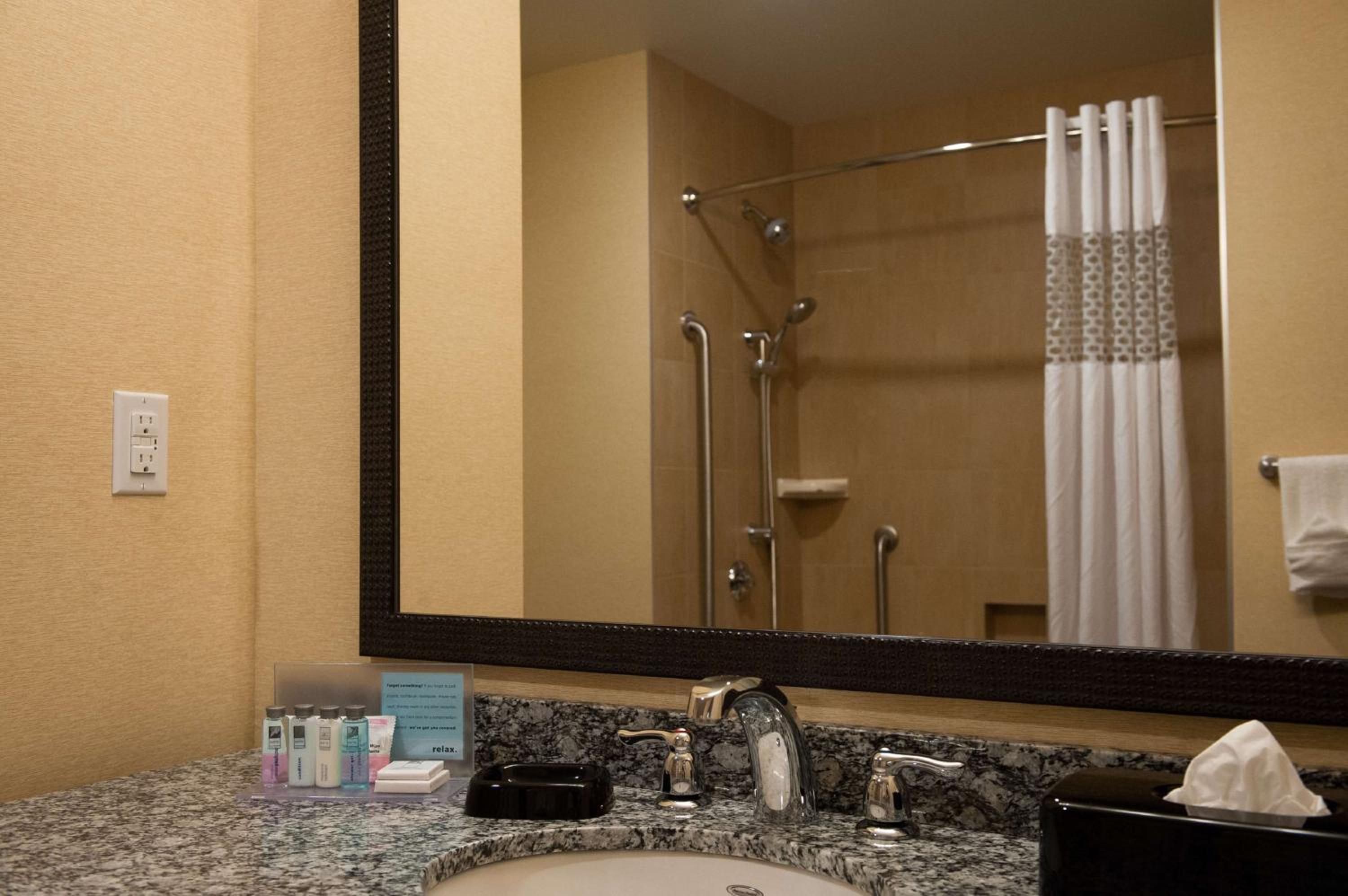 King Room - Mobility Access/Non-Smoking