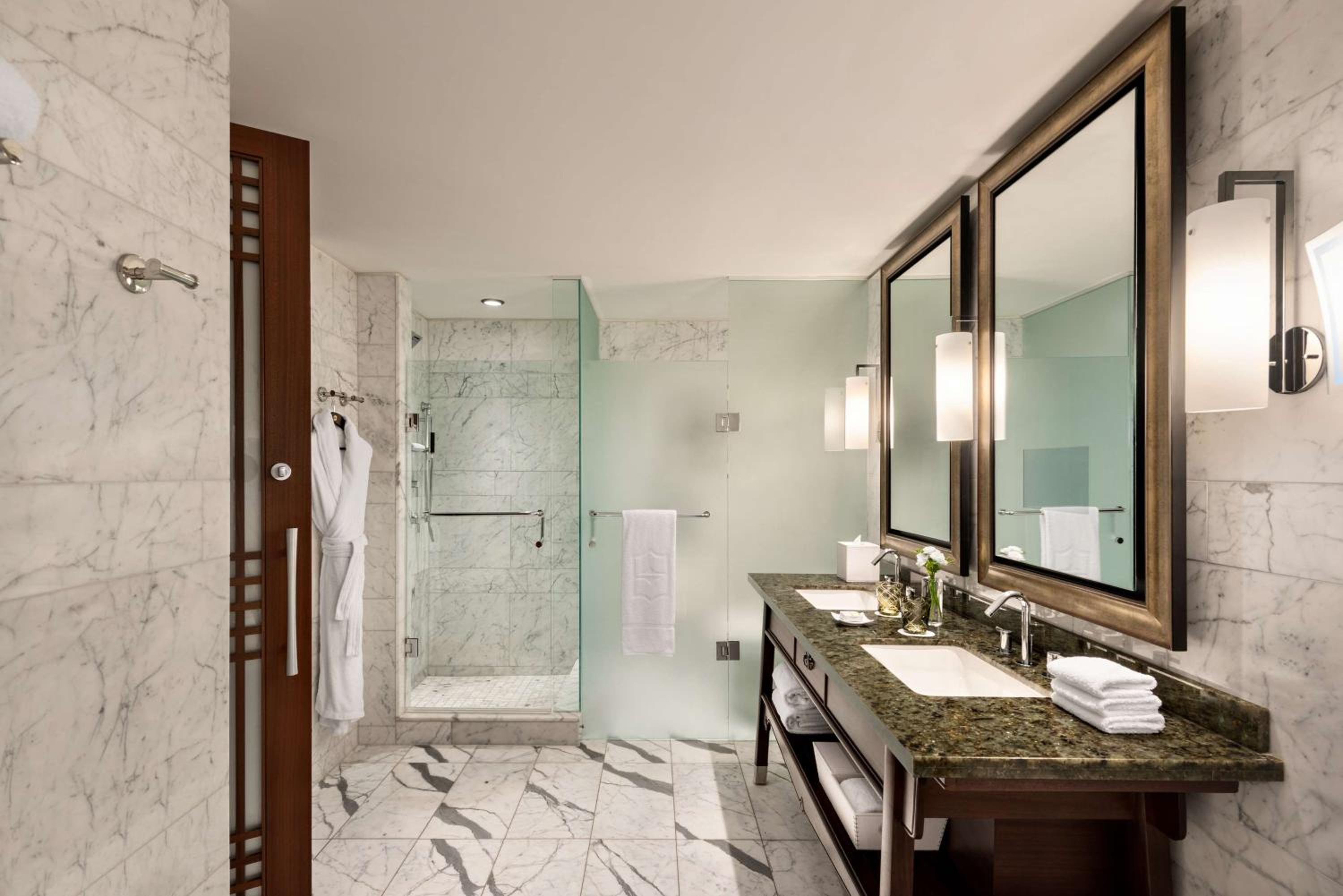 Executive King Room