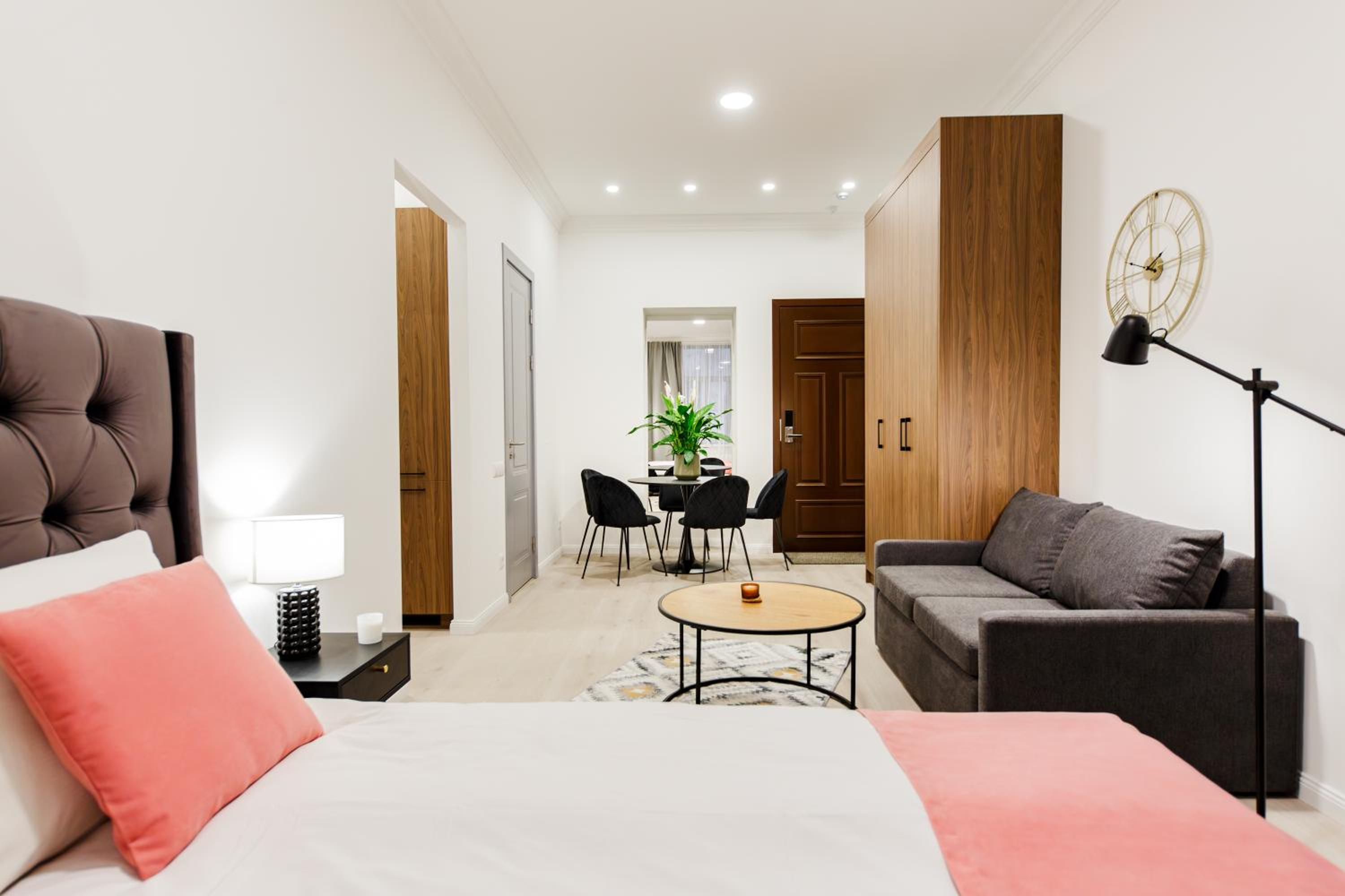 One-Bedroom Family Apartment