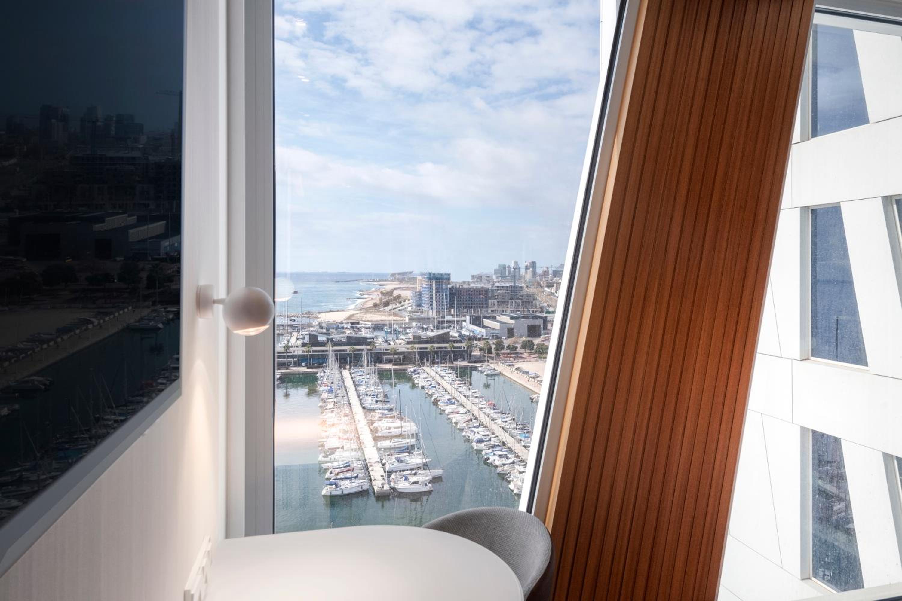 Standard Double Room with Spa Access and Sea View