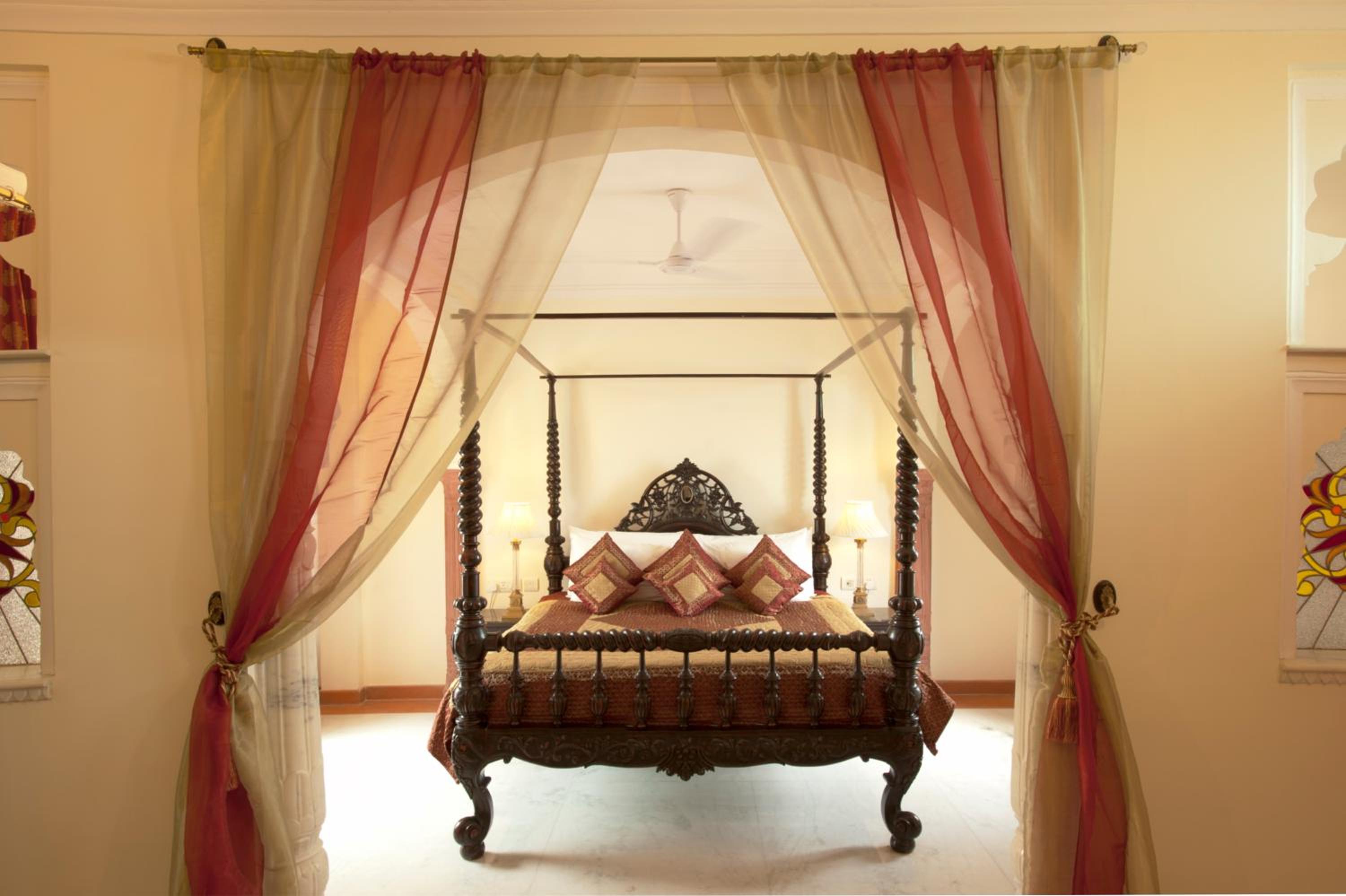 Shahpura Suite: 20% off on session of Spa, 10% off on food & beverage services, 15 % off On Laundry