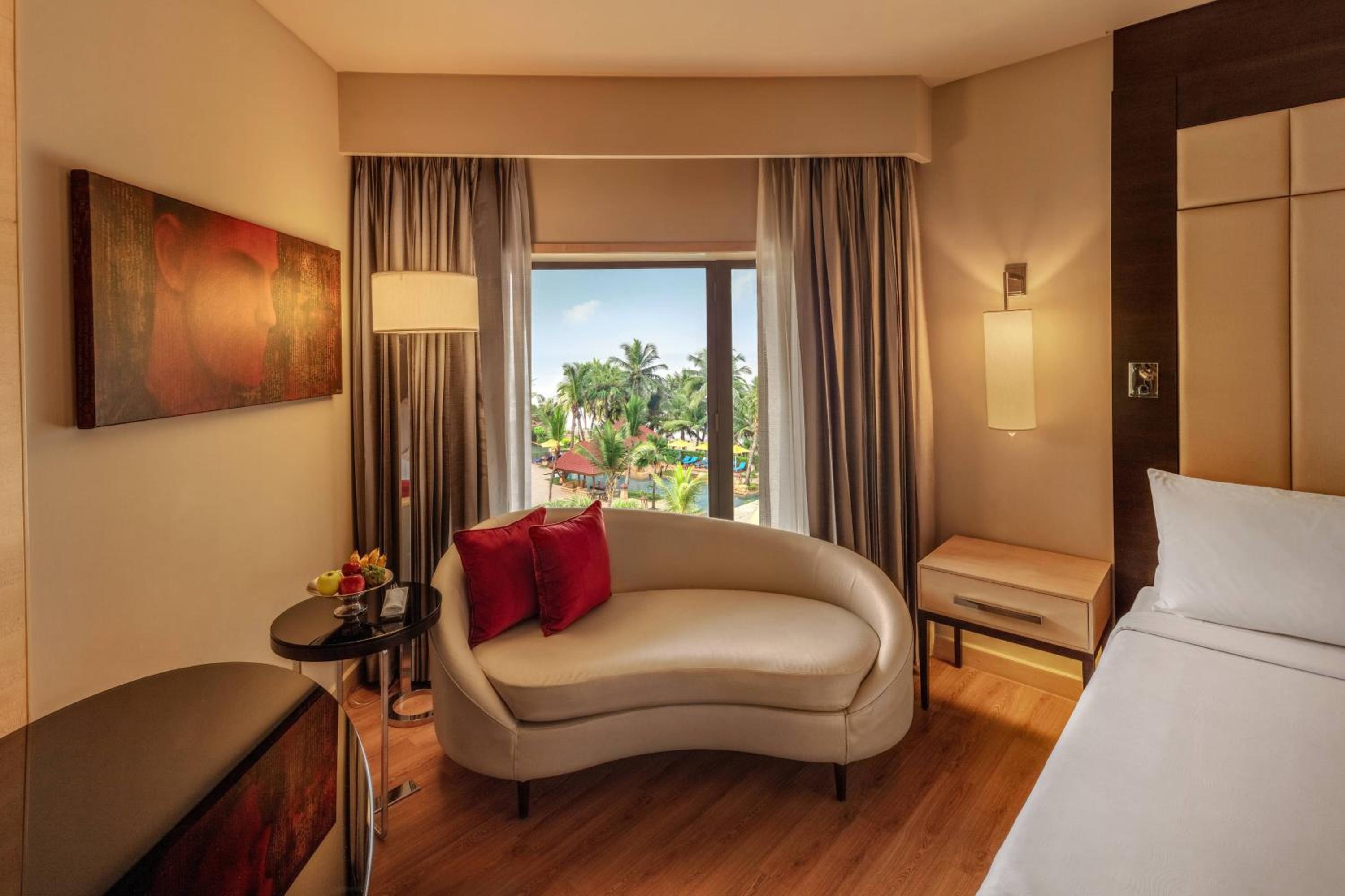 Guest room, 1 King, Ocean view