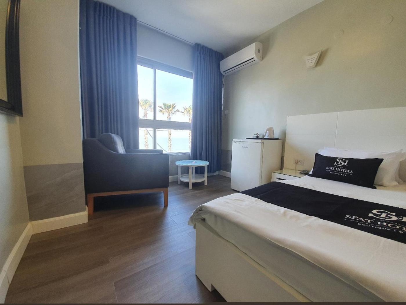 Standard Double Room with Sea View