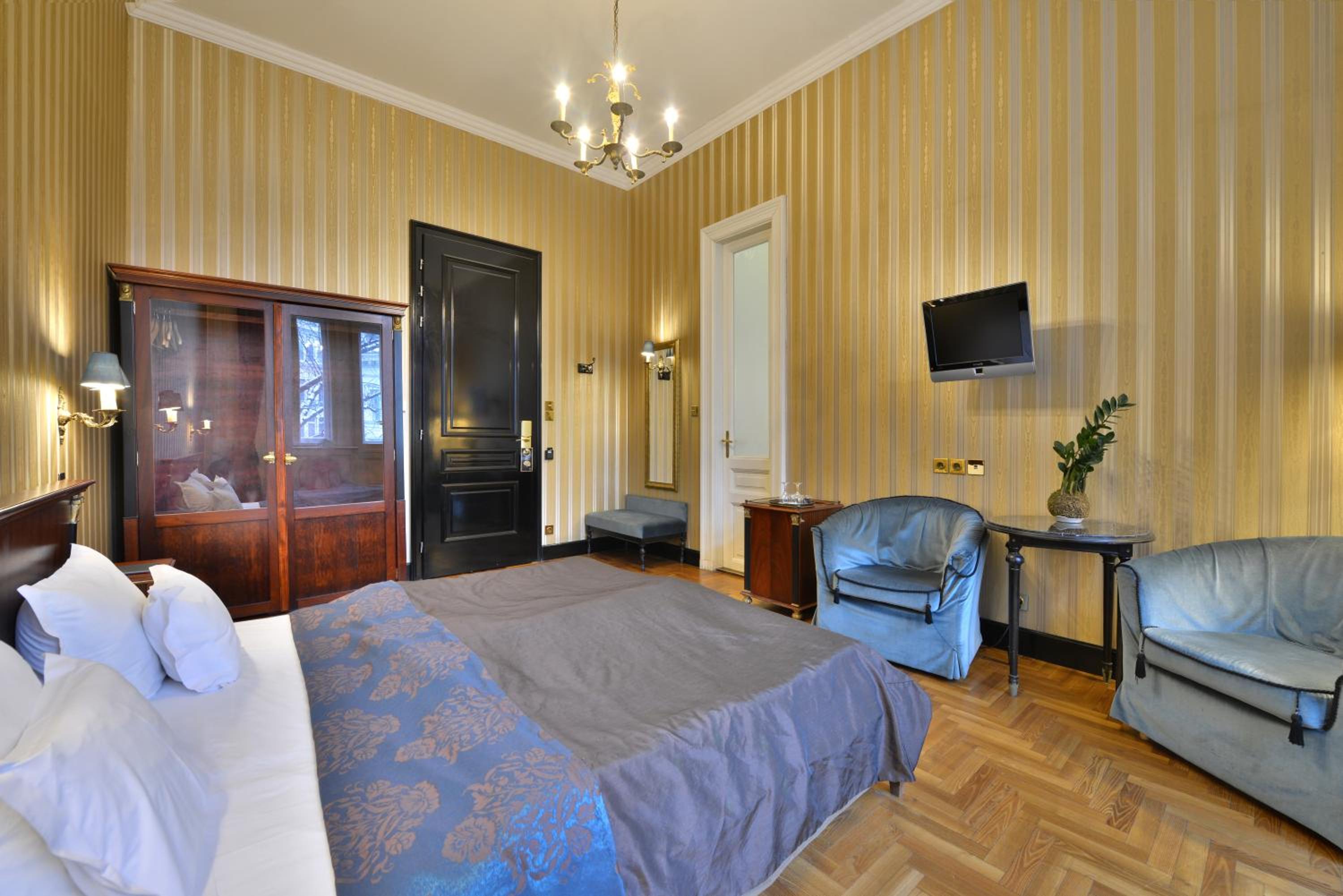 Deluxe Double Room with Balcony