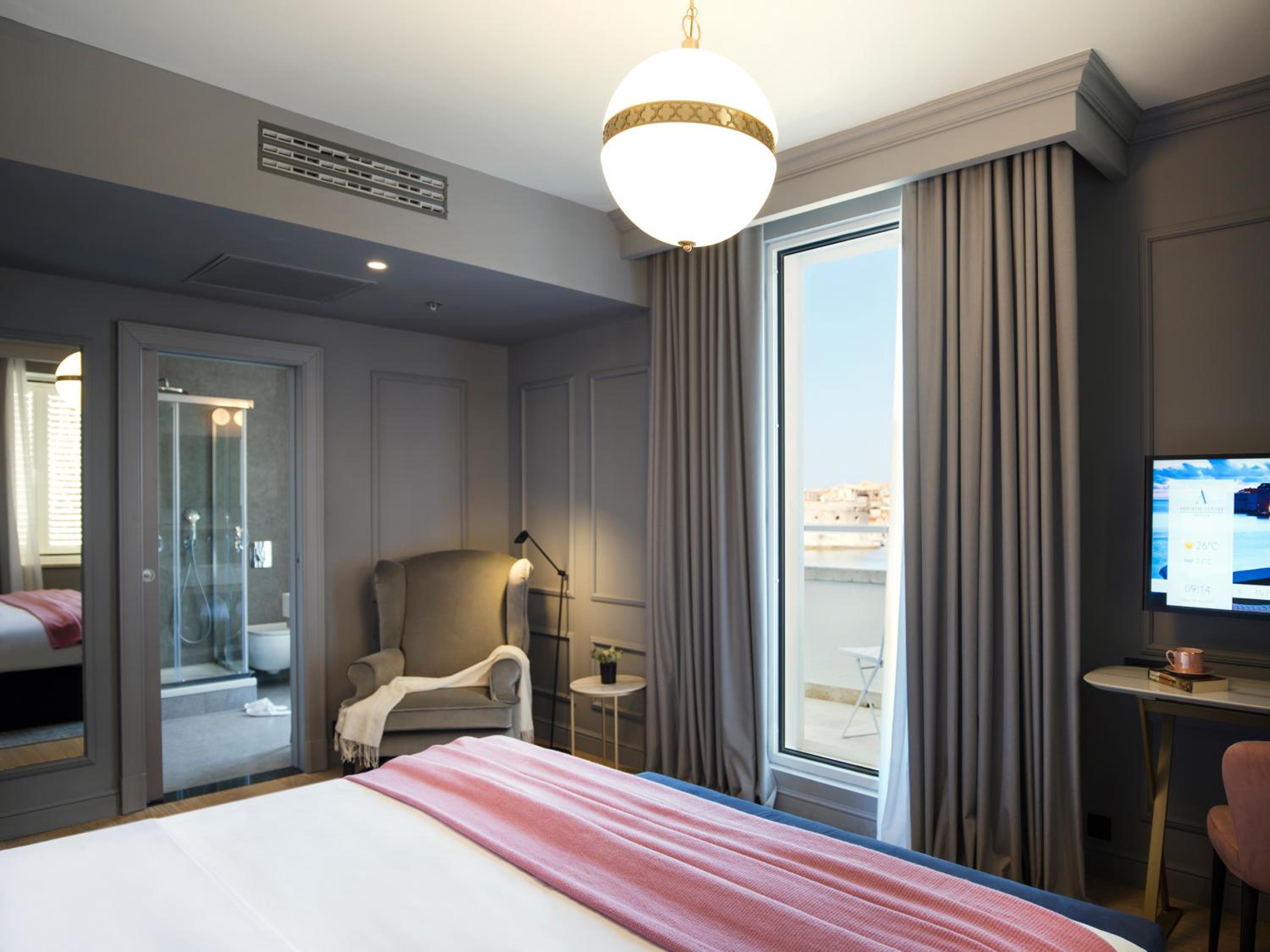 Villa Odak Suite Sea View French Balcony