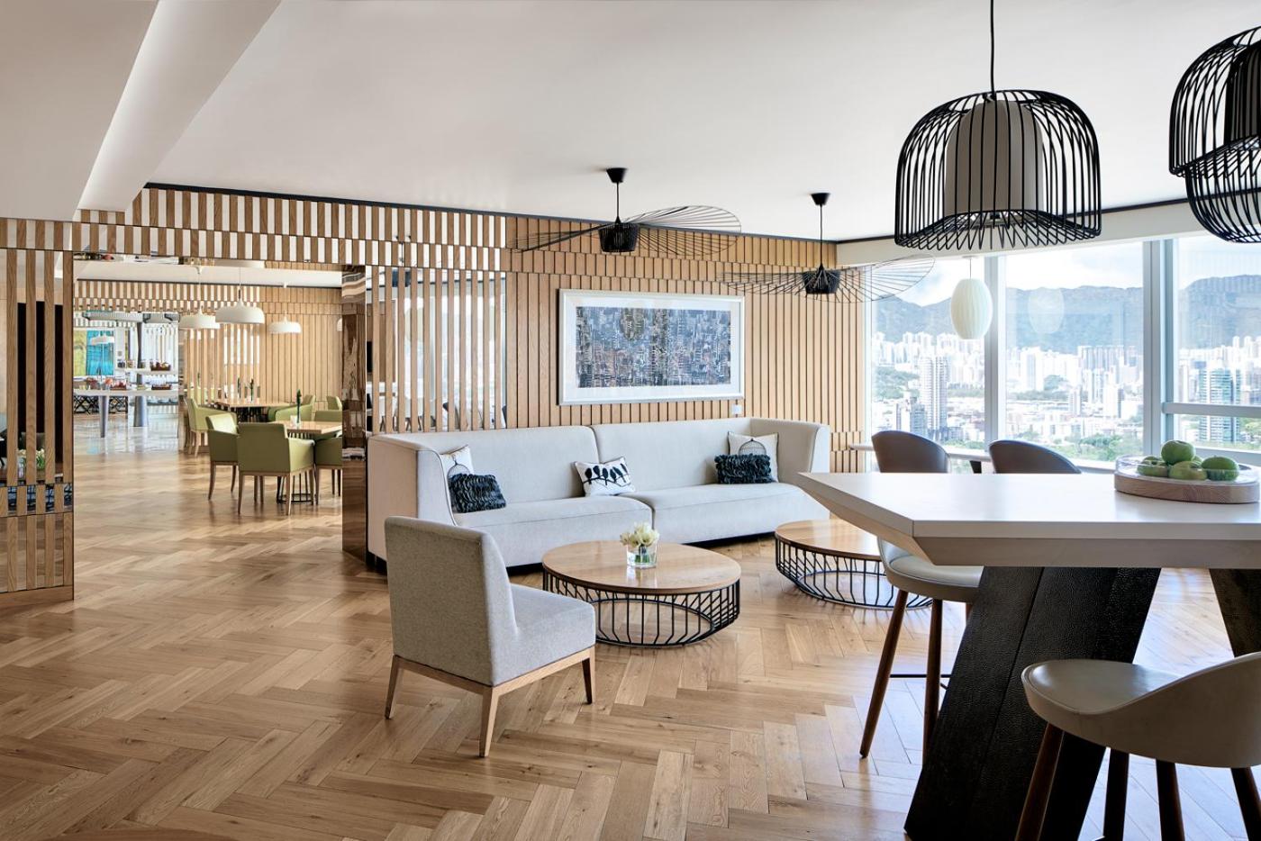 Club Executive Deluxe