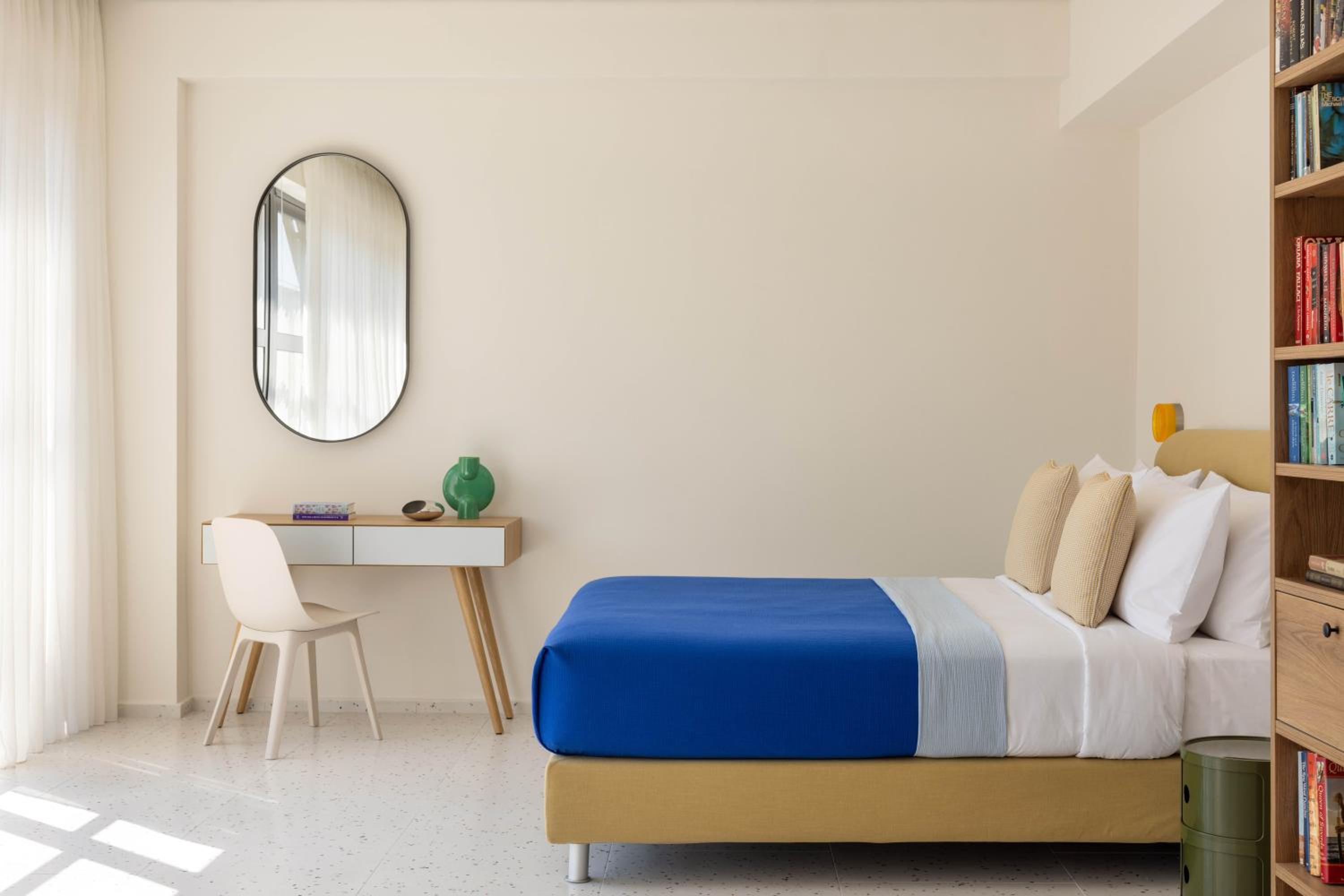 Penthouse with Terrace & Acropolis View