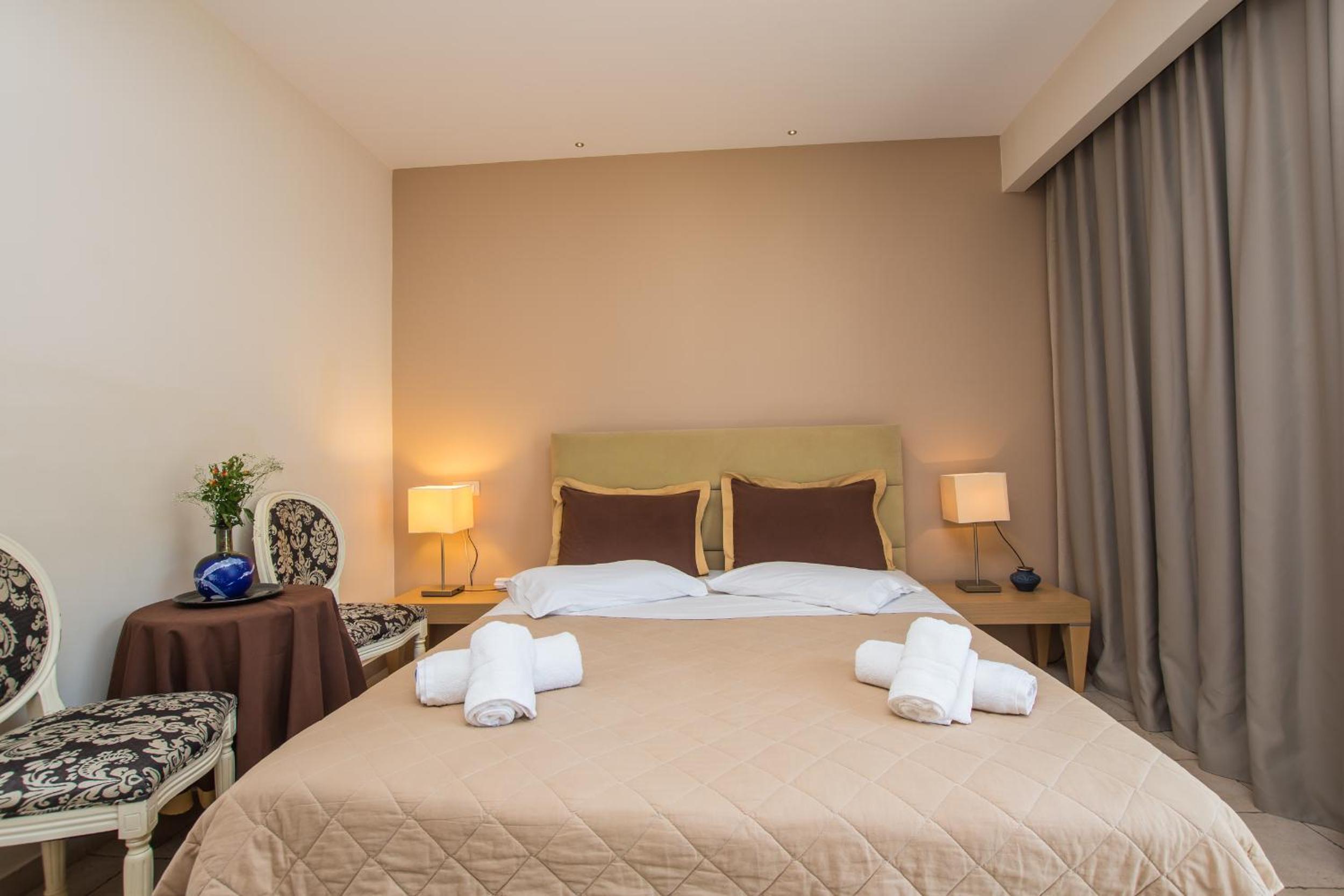 Triple Room with Mountain View