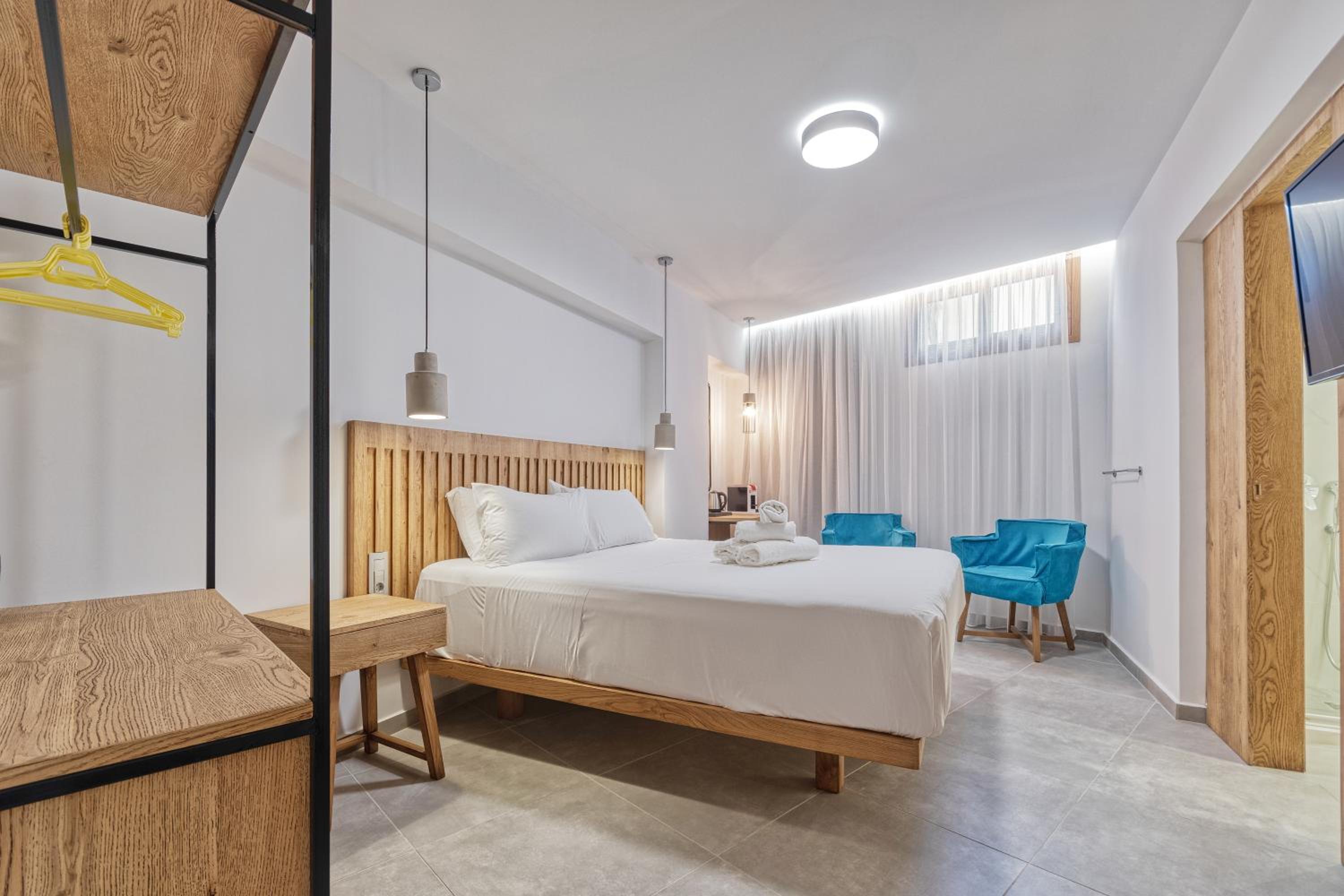 Classic Double Room- Basement (annex)