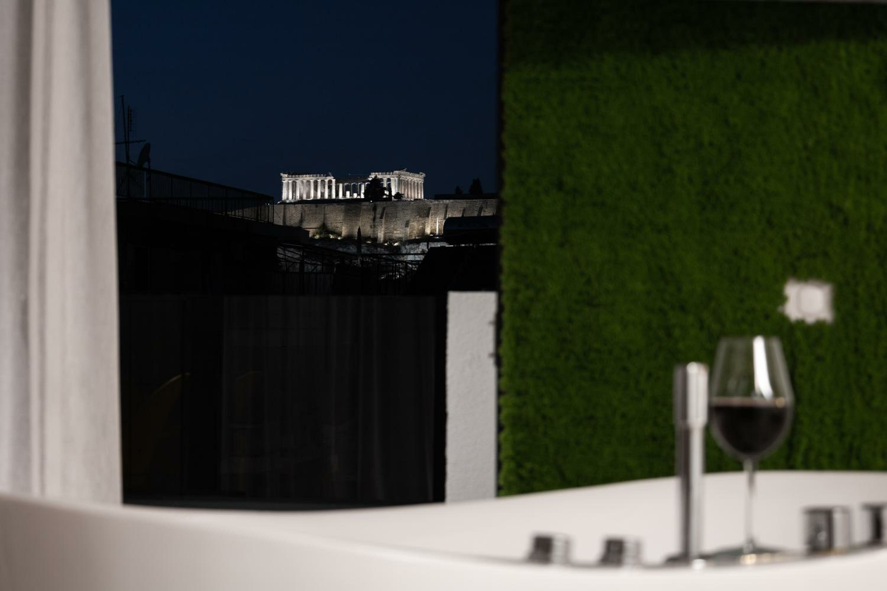 Acropolis View Executive Suite